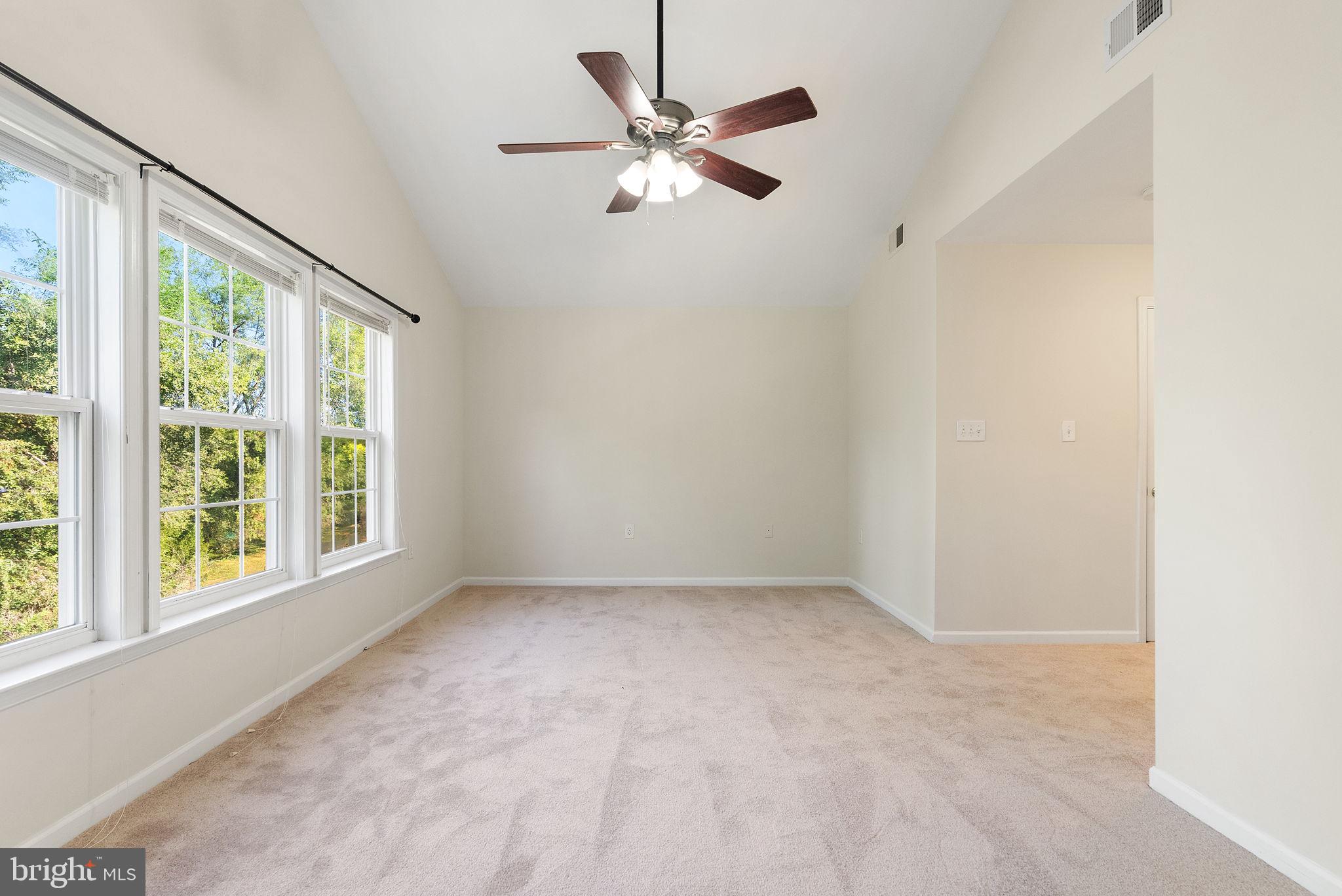 COUNTY GREEN - Residential