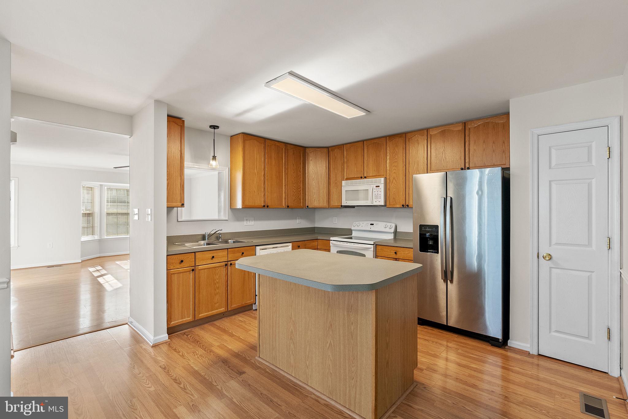 COUNTY GREEN - Residential