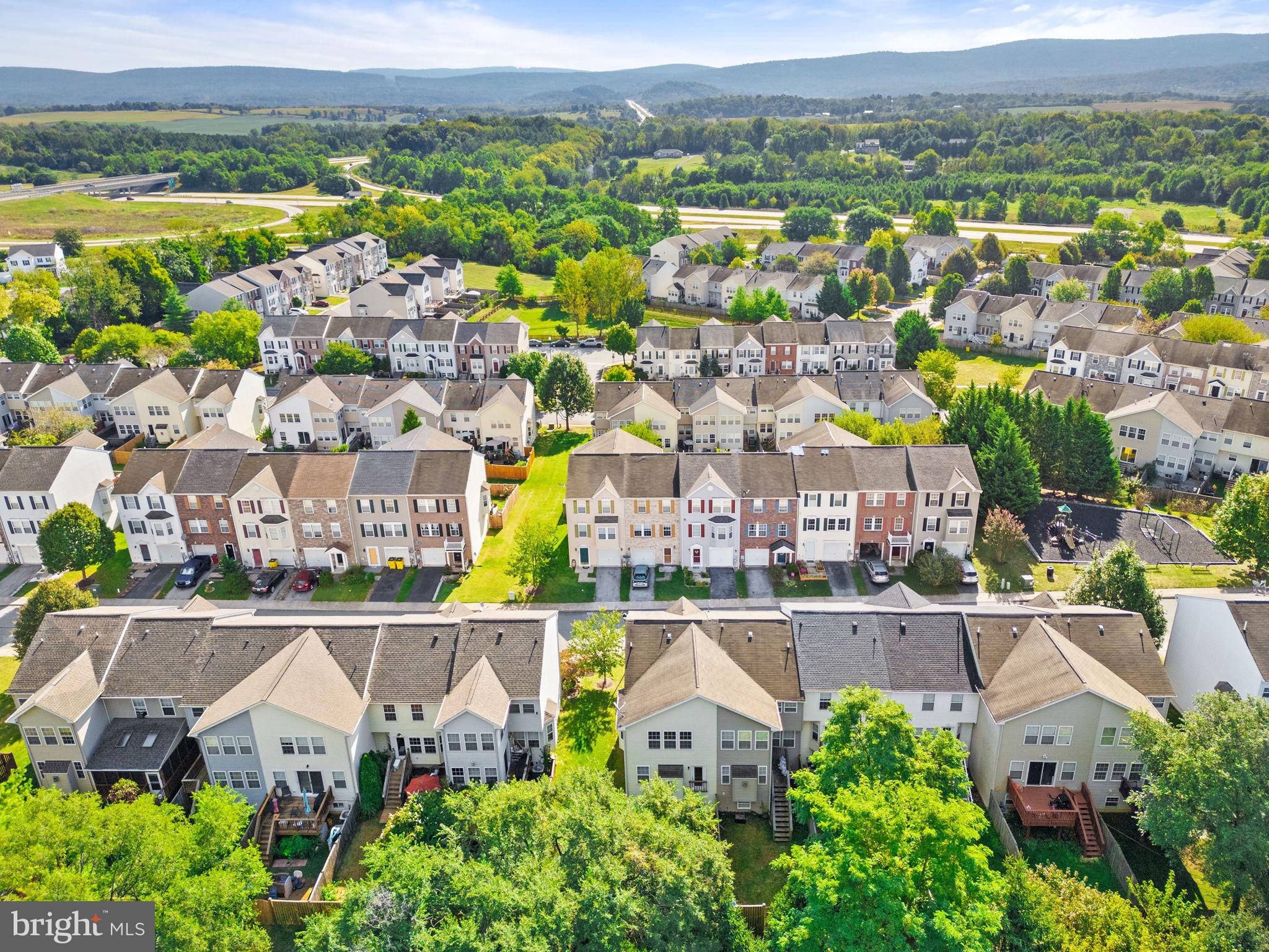 COUNTY GREEN - Residential