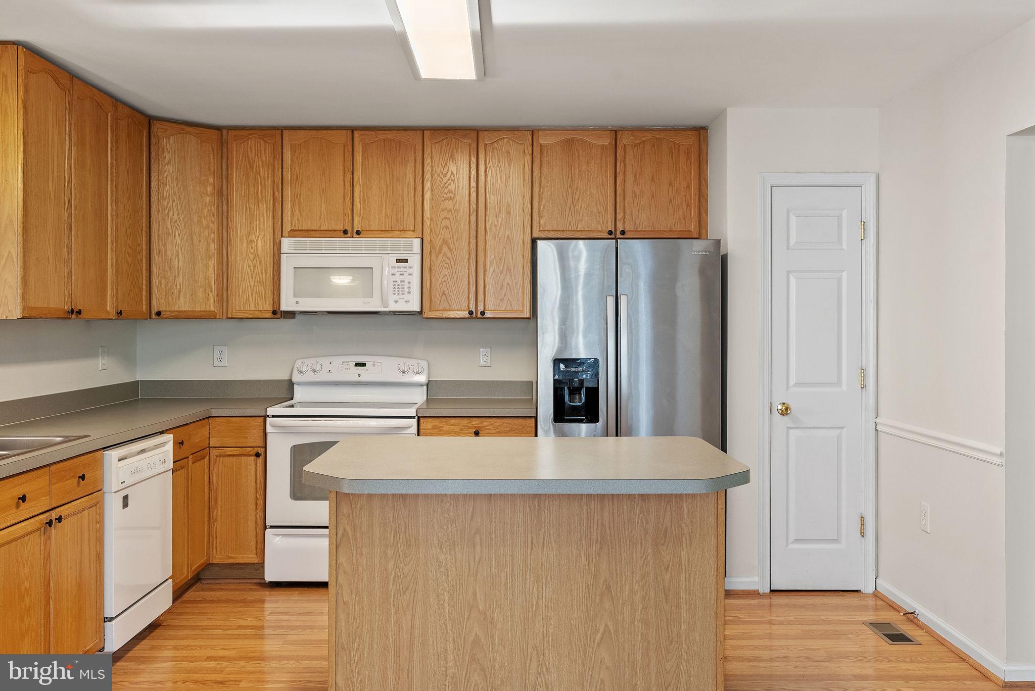 COUNTY GREEN - Residential