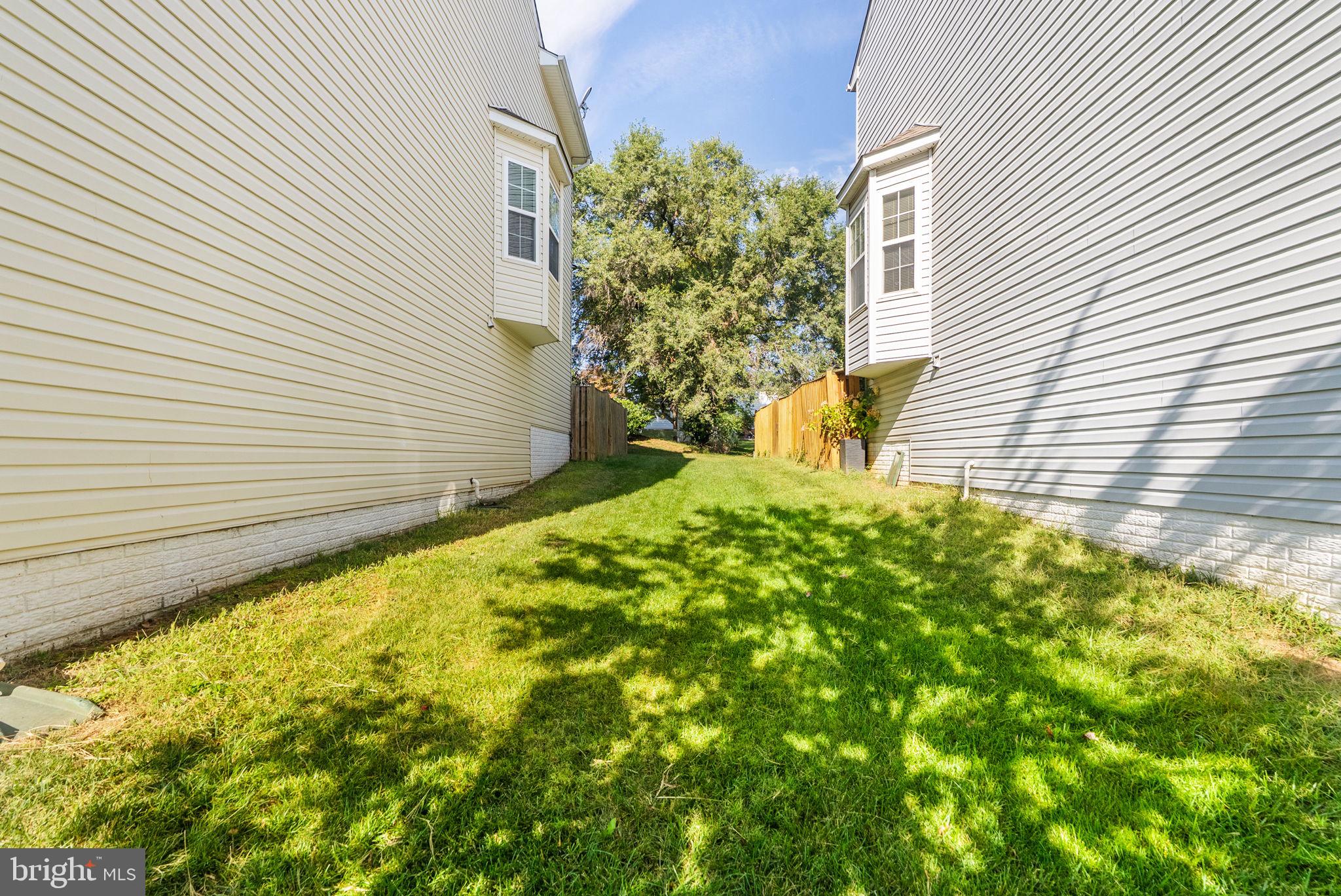 COUNTY GREEN - Residential