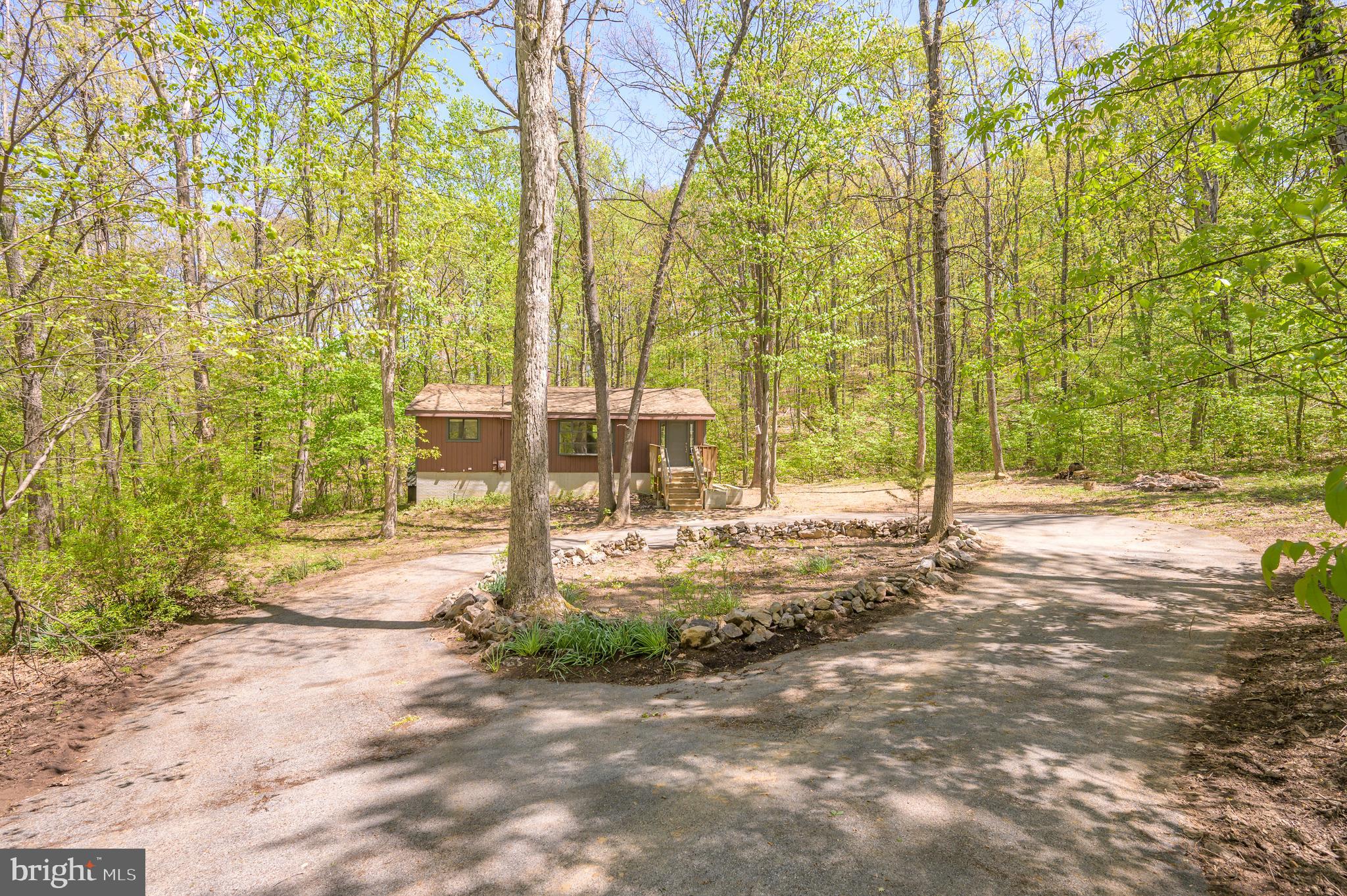 555 HUCKLEBERRY DRIVE
