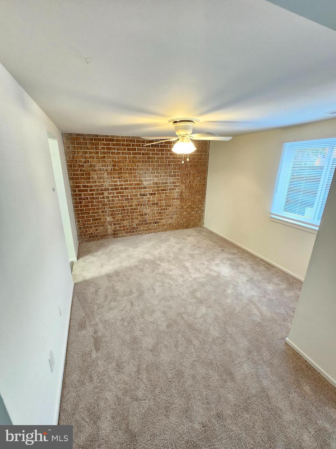 THOMAS CHOICE GARDENS - Residential Lease