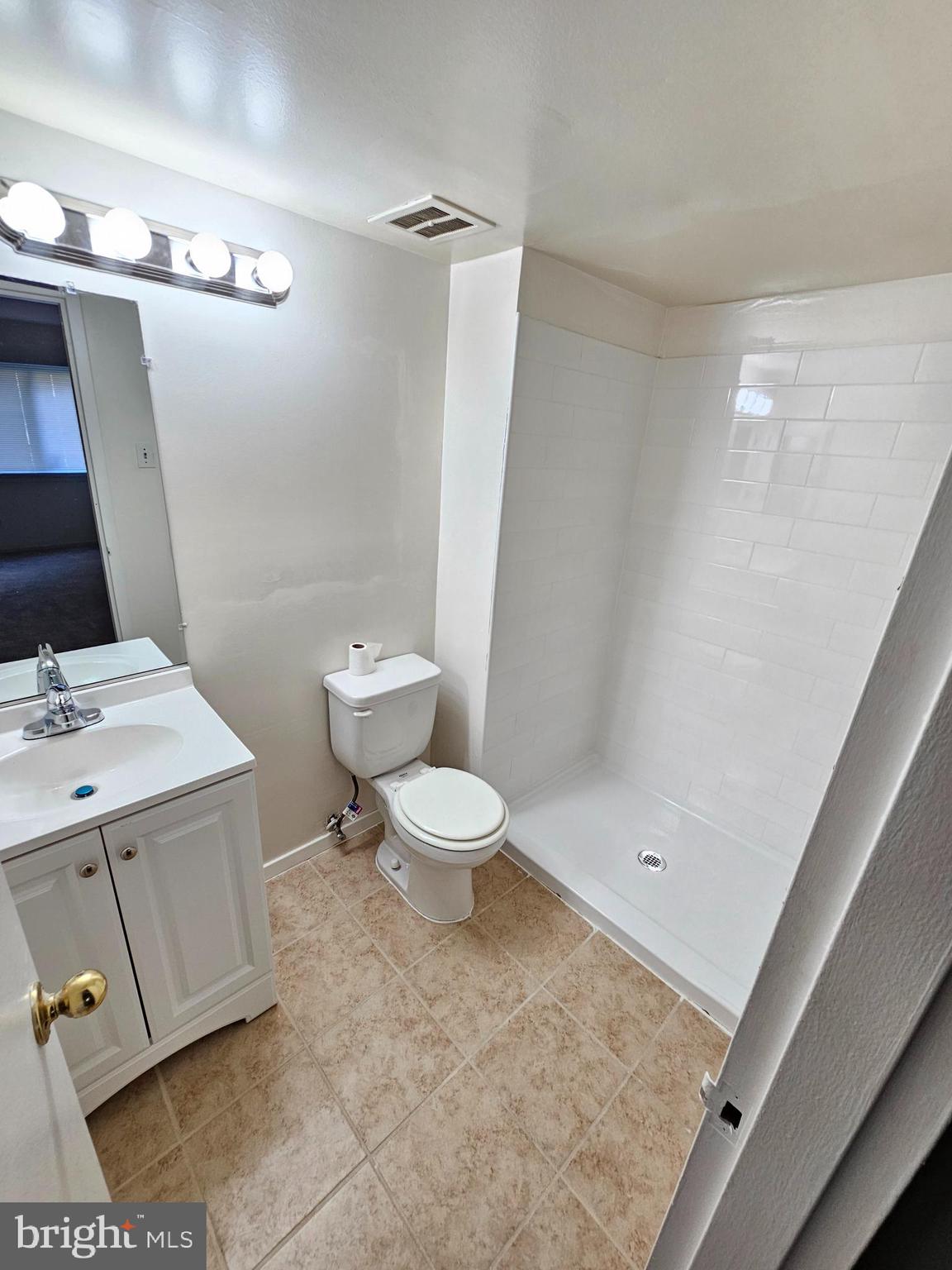 THOMAS CHOICE GARDENS - Residential Lease