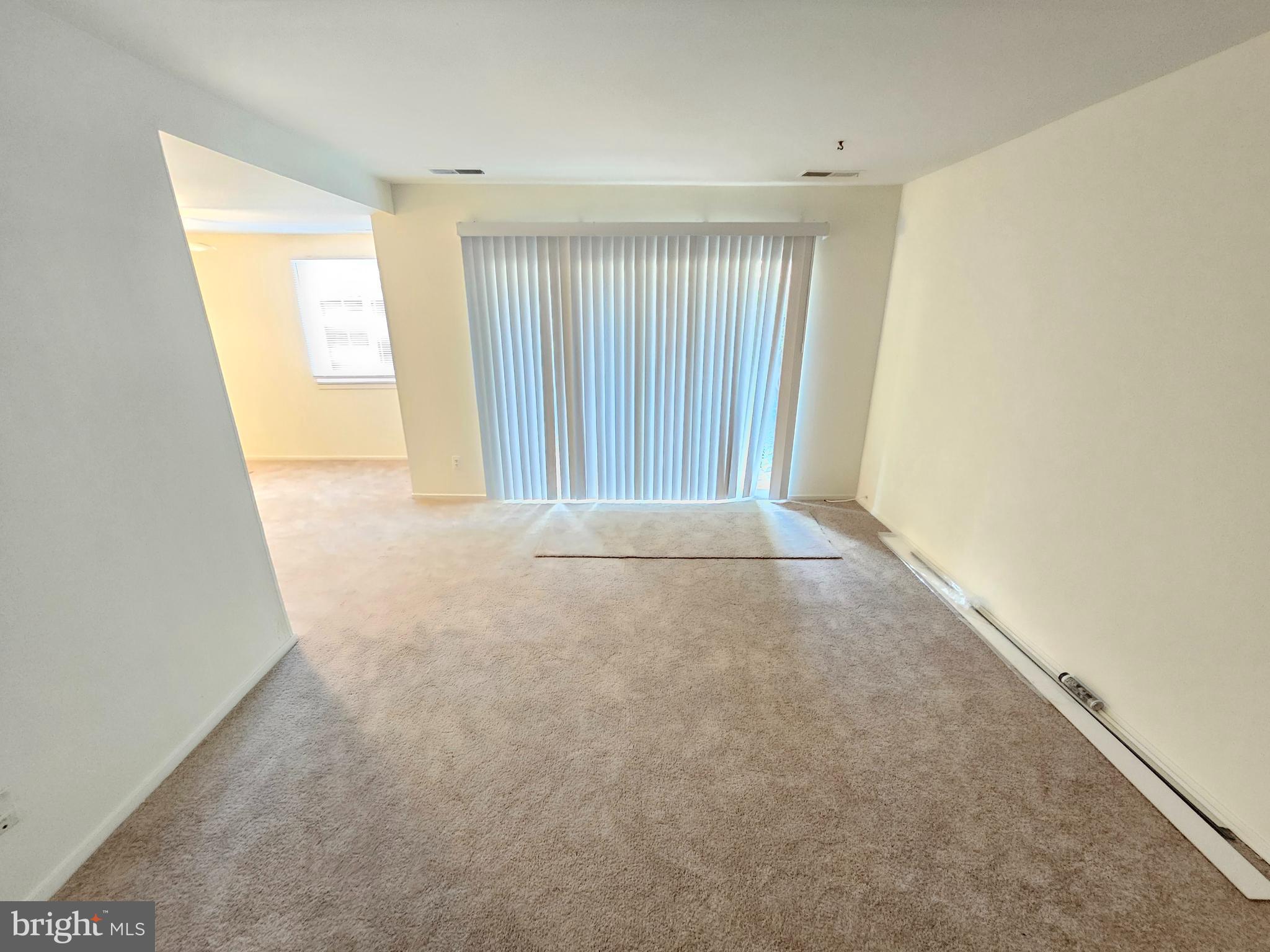 THOMAS CHOICE GARDENS - Residential Lease