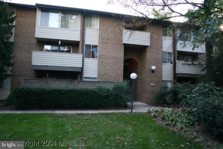 THOMAS CHOICE GARDENS - Residential Lease