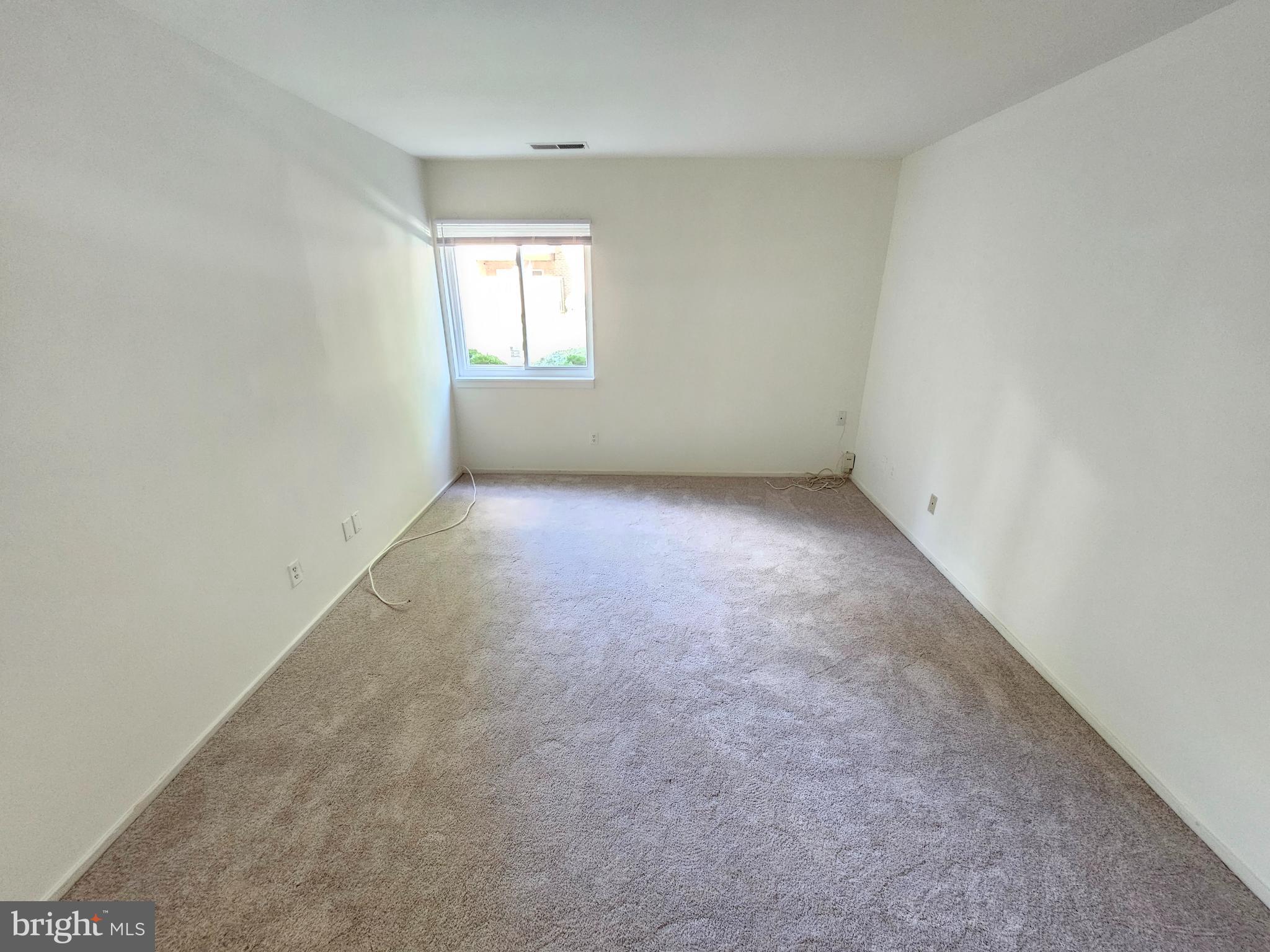 THOMAS CHOICE GARDENS - Residential Lease