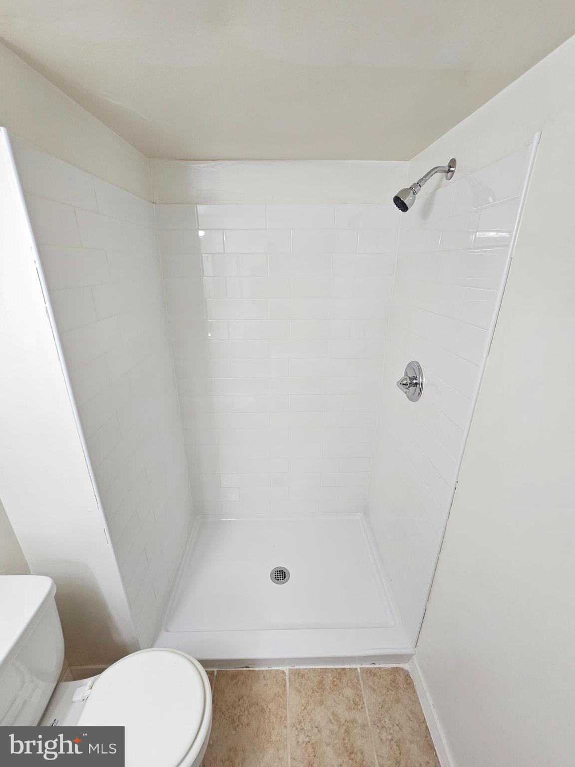 THOMAS CHOICE GARDENS - Residential Lease