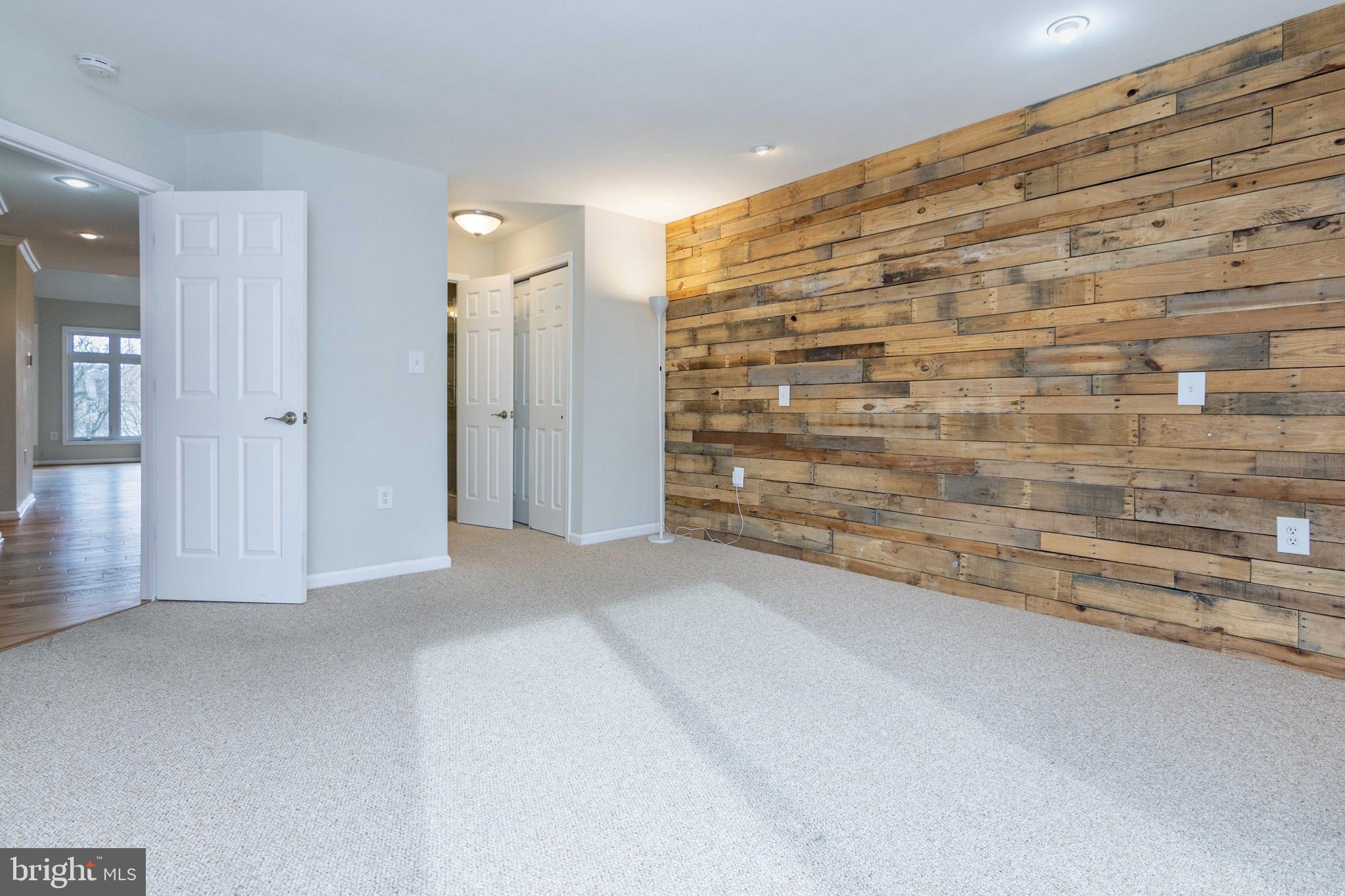 LAKE HERON CONDO - Residential