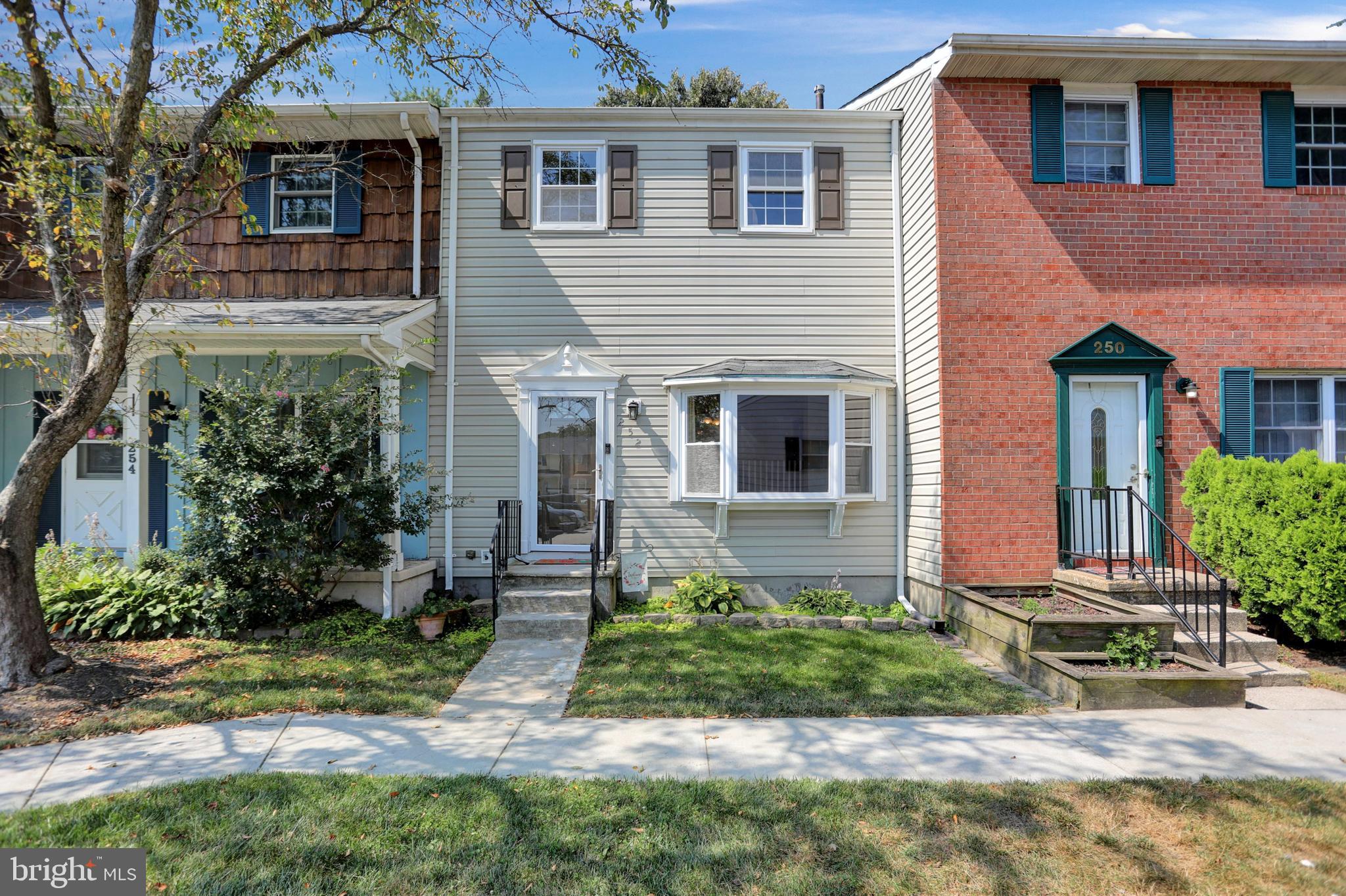 VILLAGE OF OLDE MILL - Residential