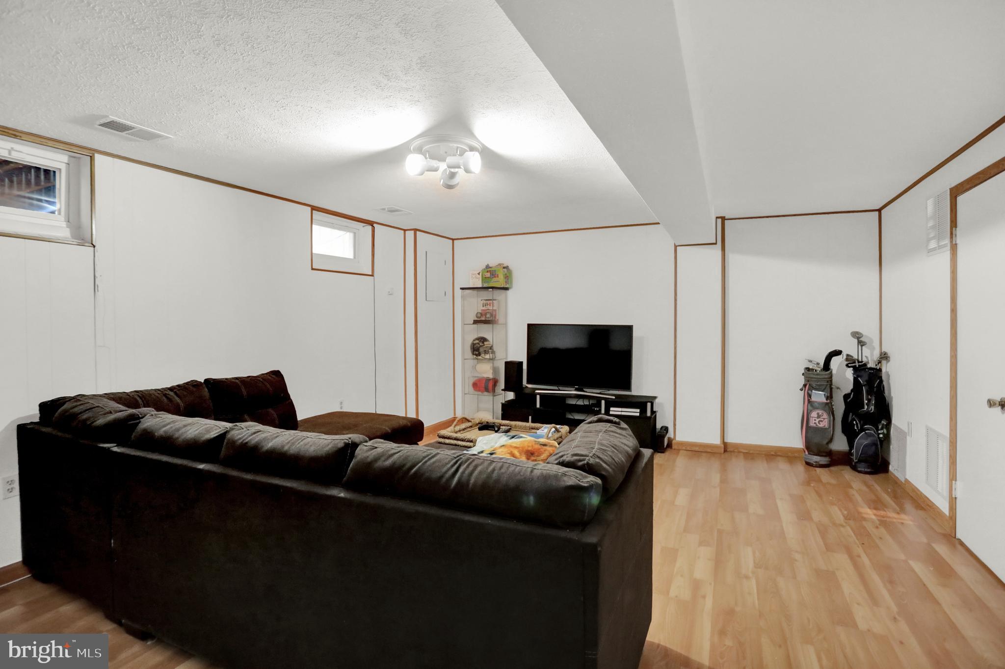 VILLAGE OF OLDE MILL - Residential