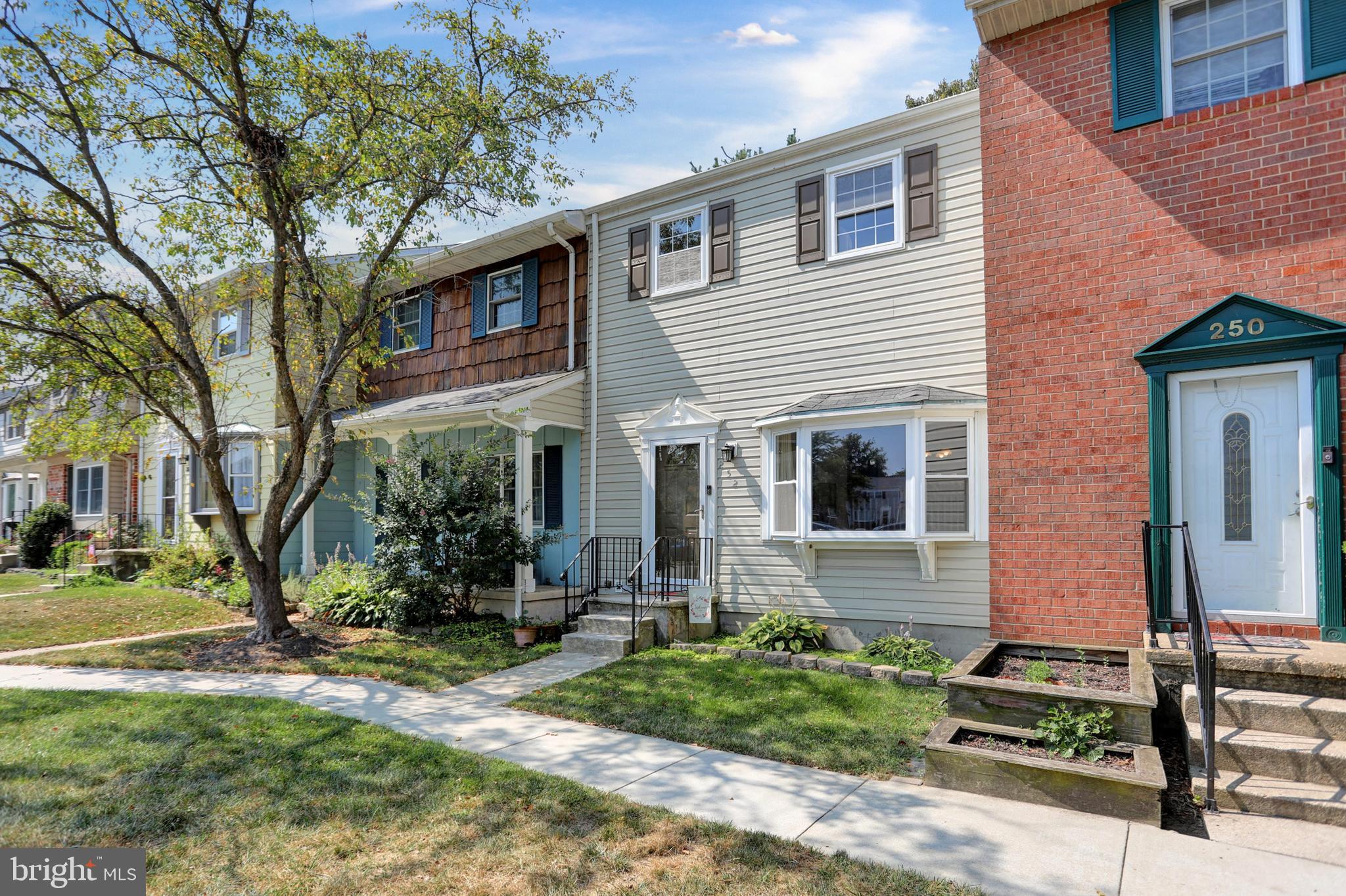 VILLAGE OF OLDE MILL - Residential