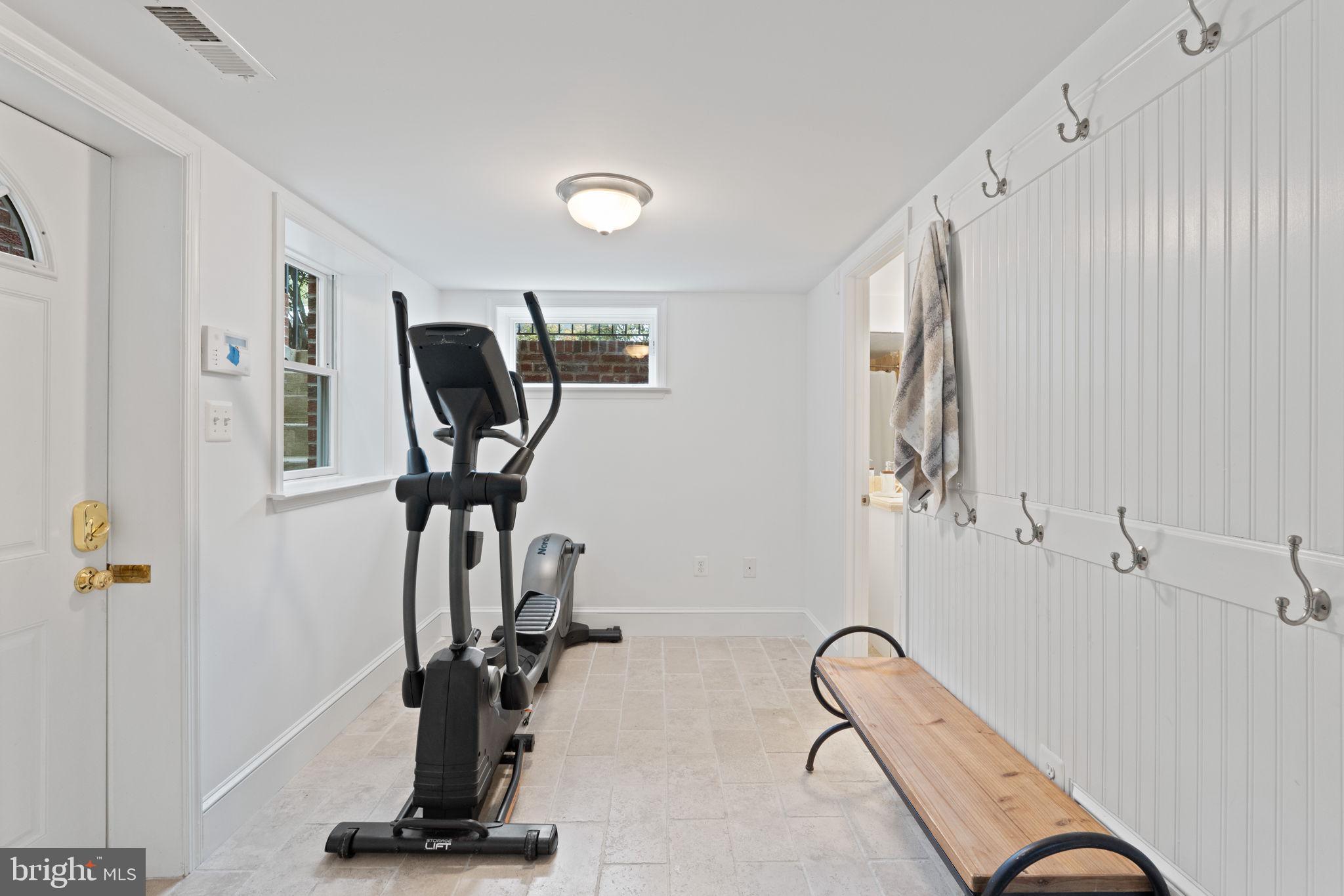 IVY HILL - Residential