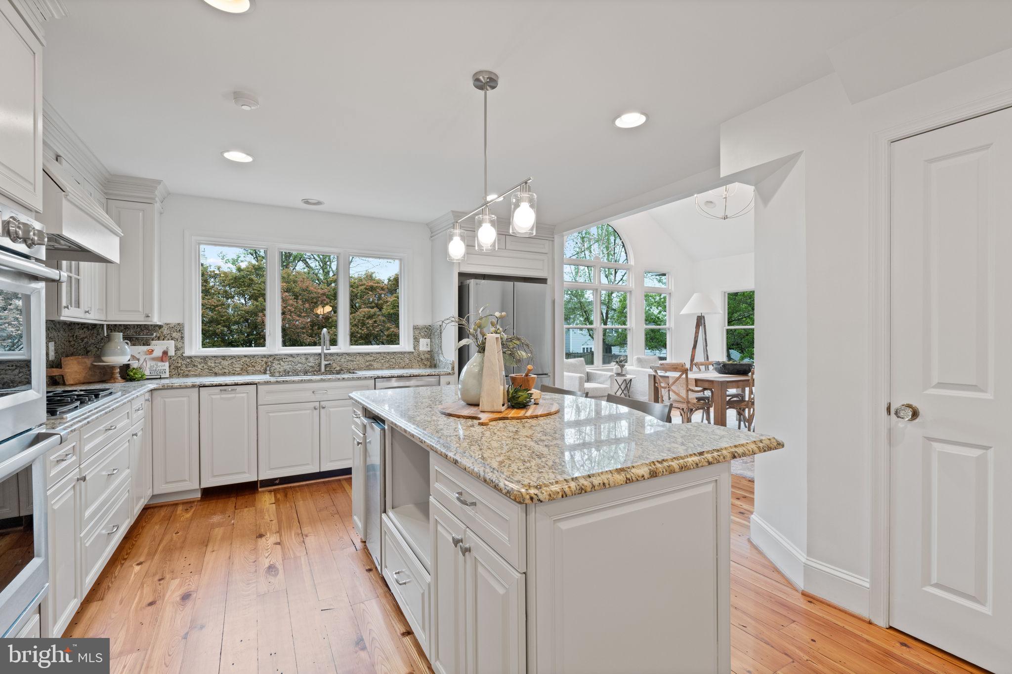 IVY HILL - Residential