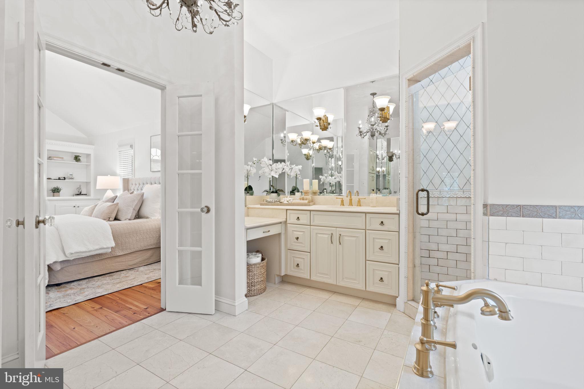 IVY HILL - Residential