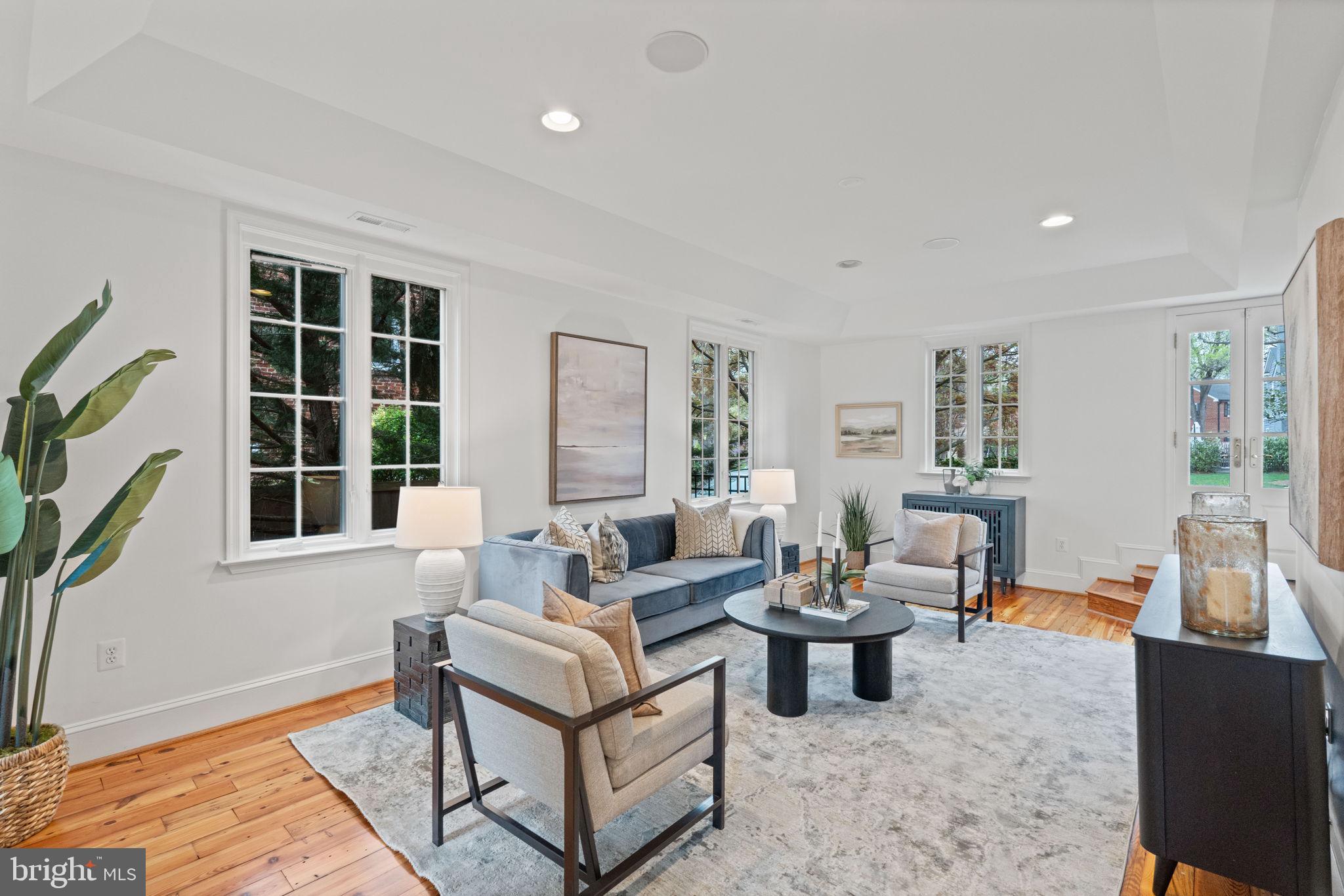 IVY HILL - Residential