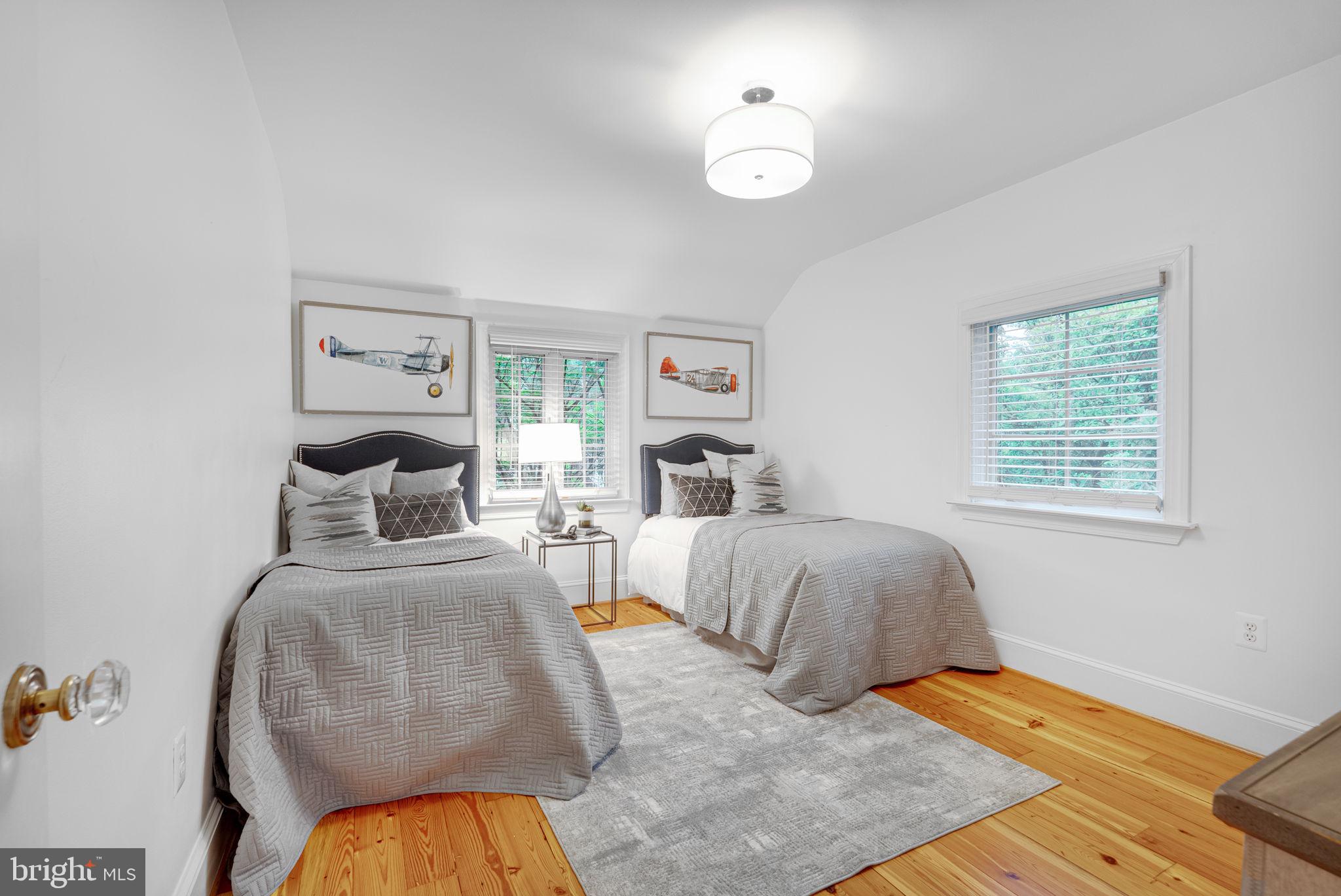 IVY HILL - Residential