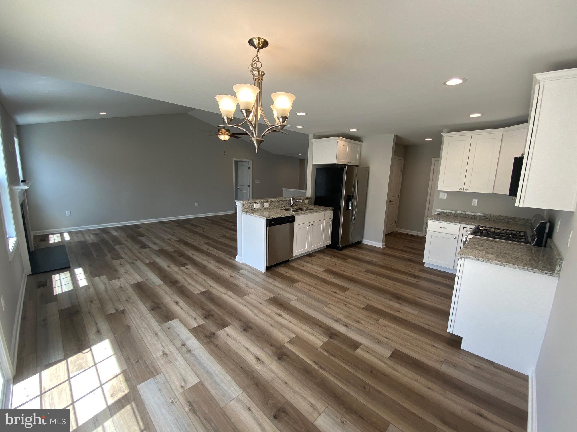 PRENTISS POINT - Residential