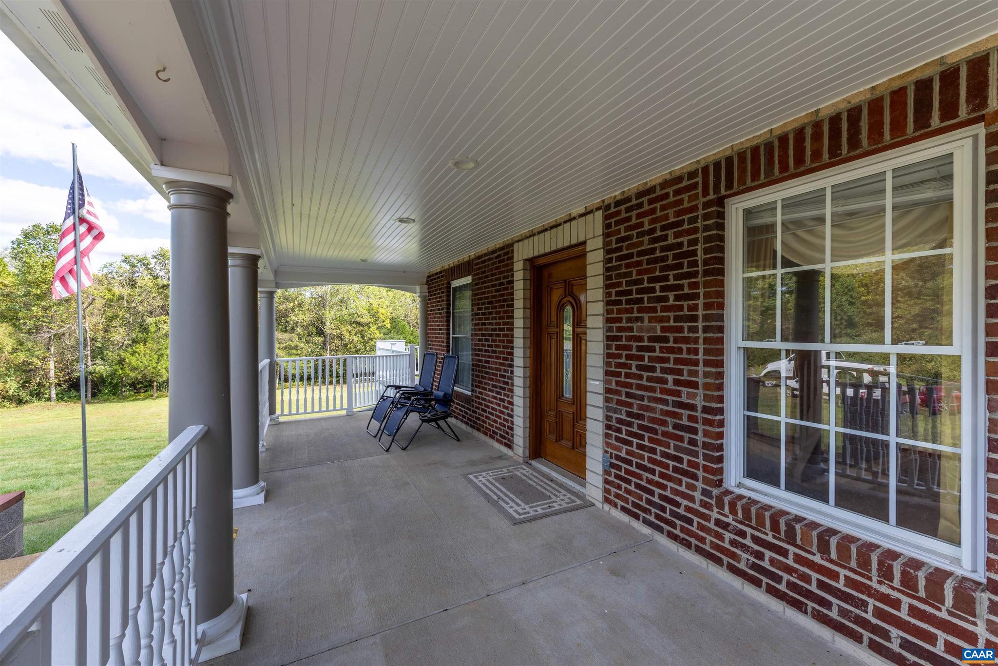 FOX CHASE - Residential