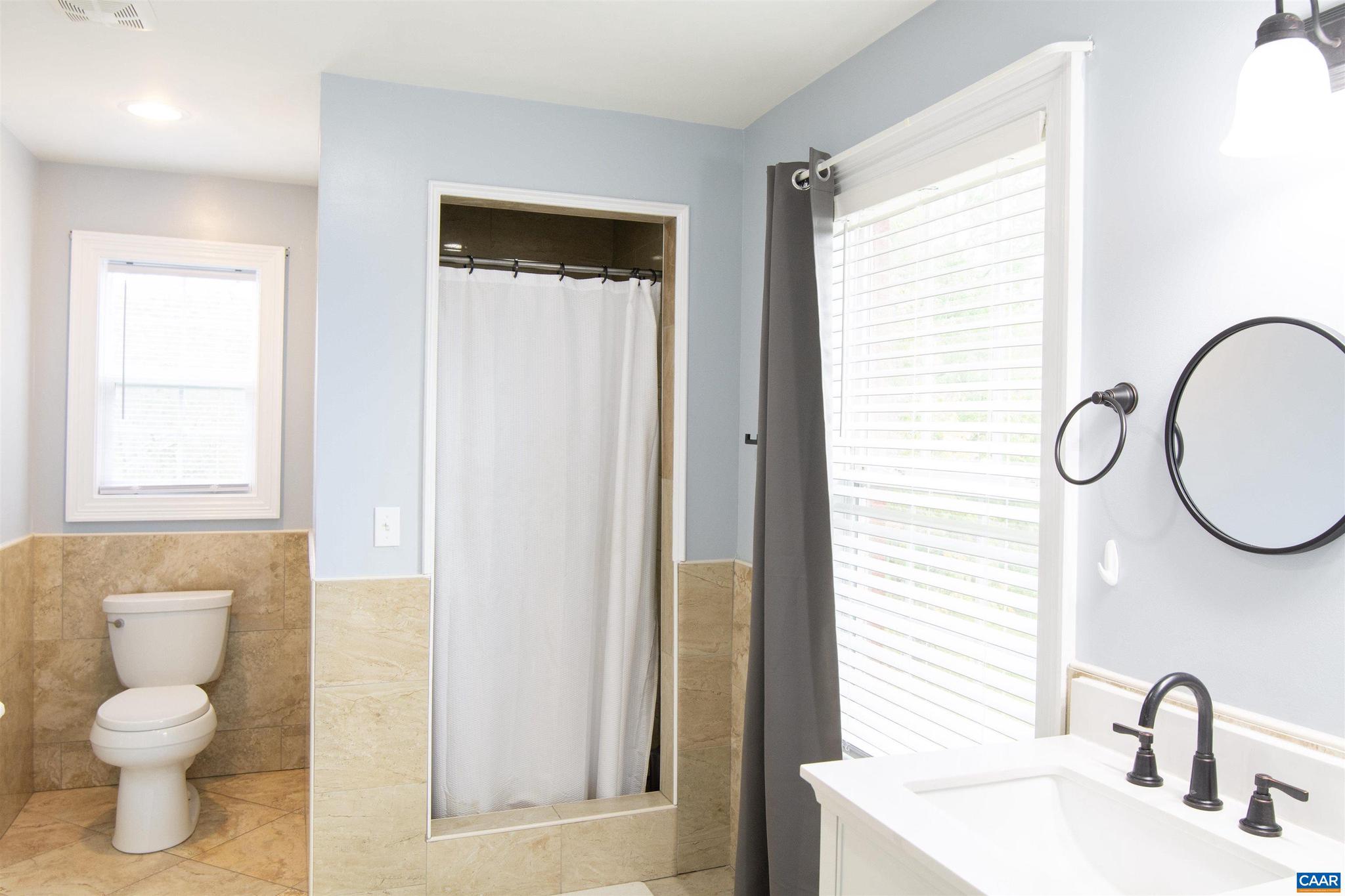 FOX CHASE - Residential