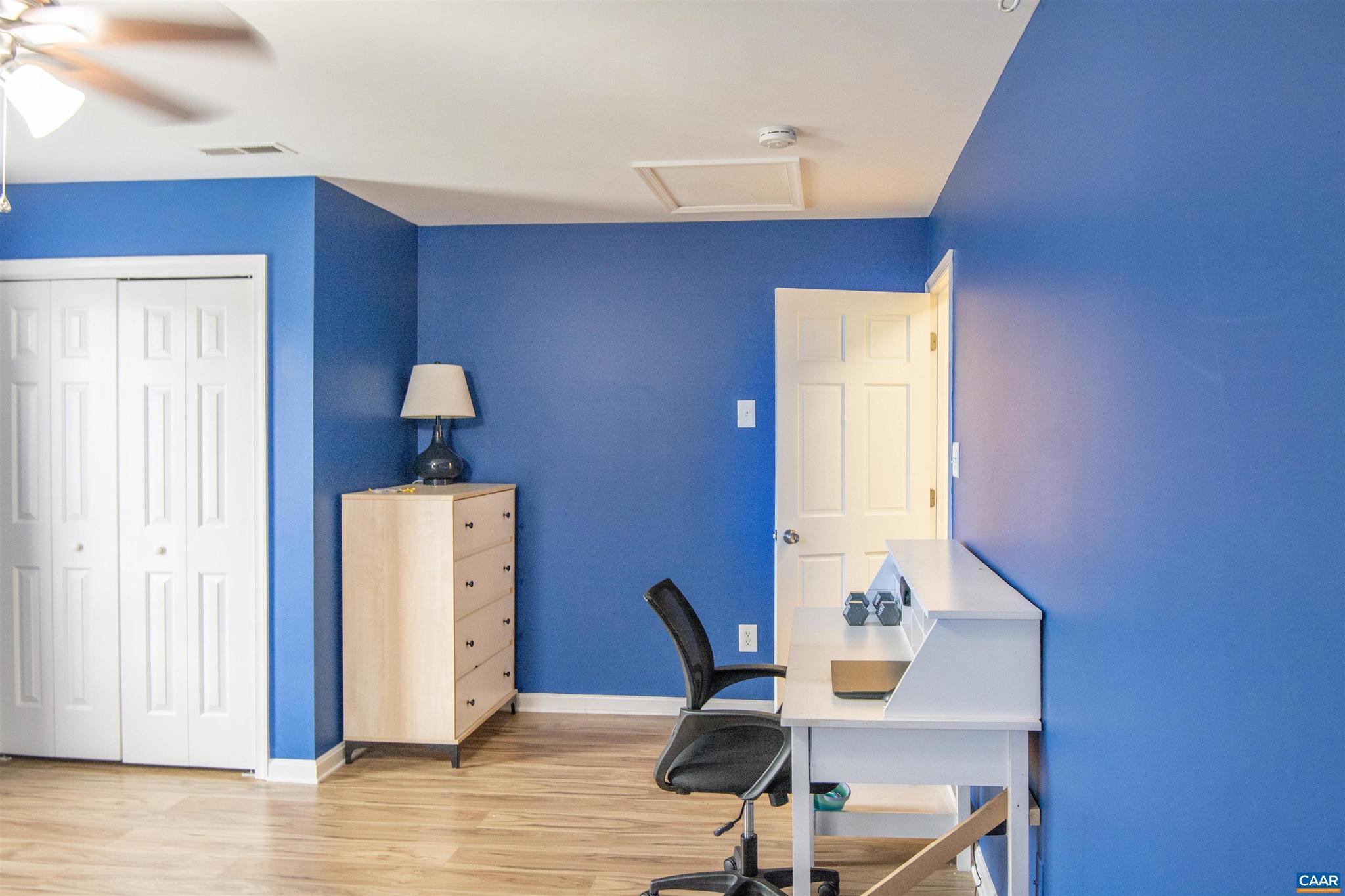 FOX CHASE - Residential