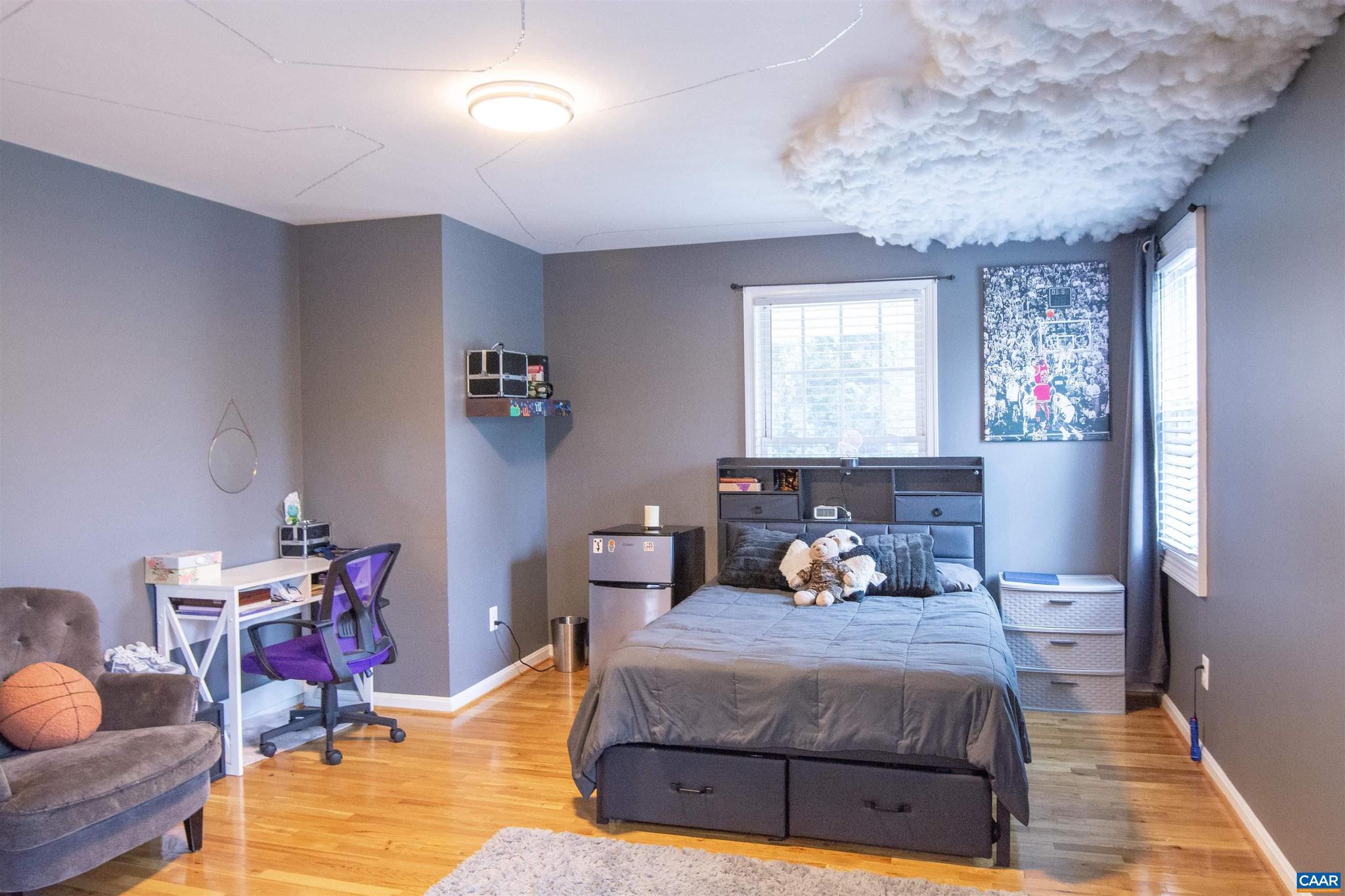 FOX CHASE - Residential