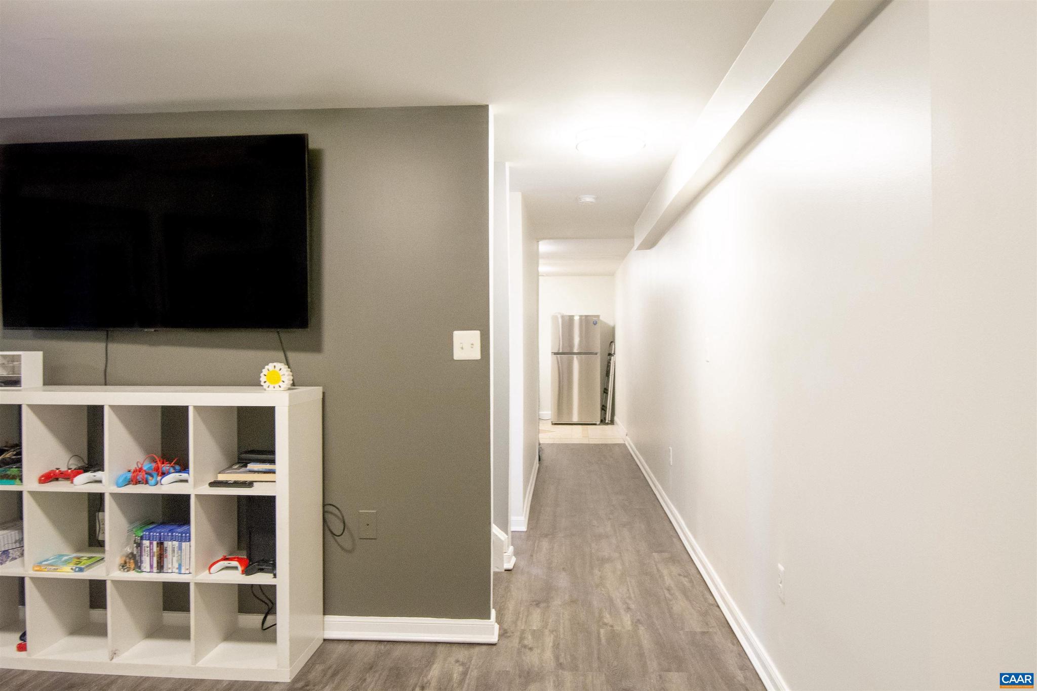 FOX CHASE - Residential