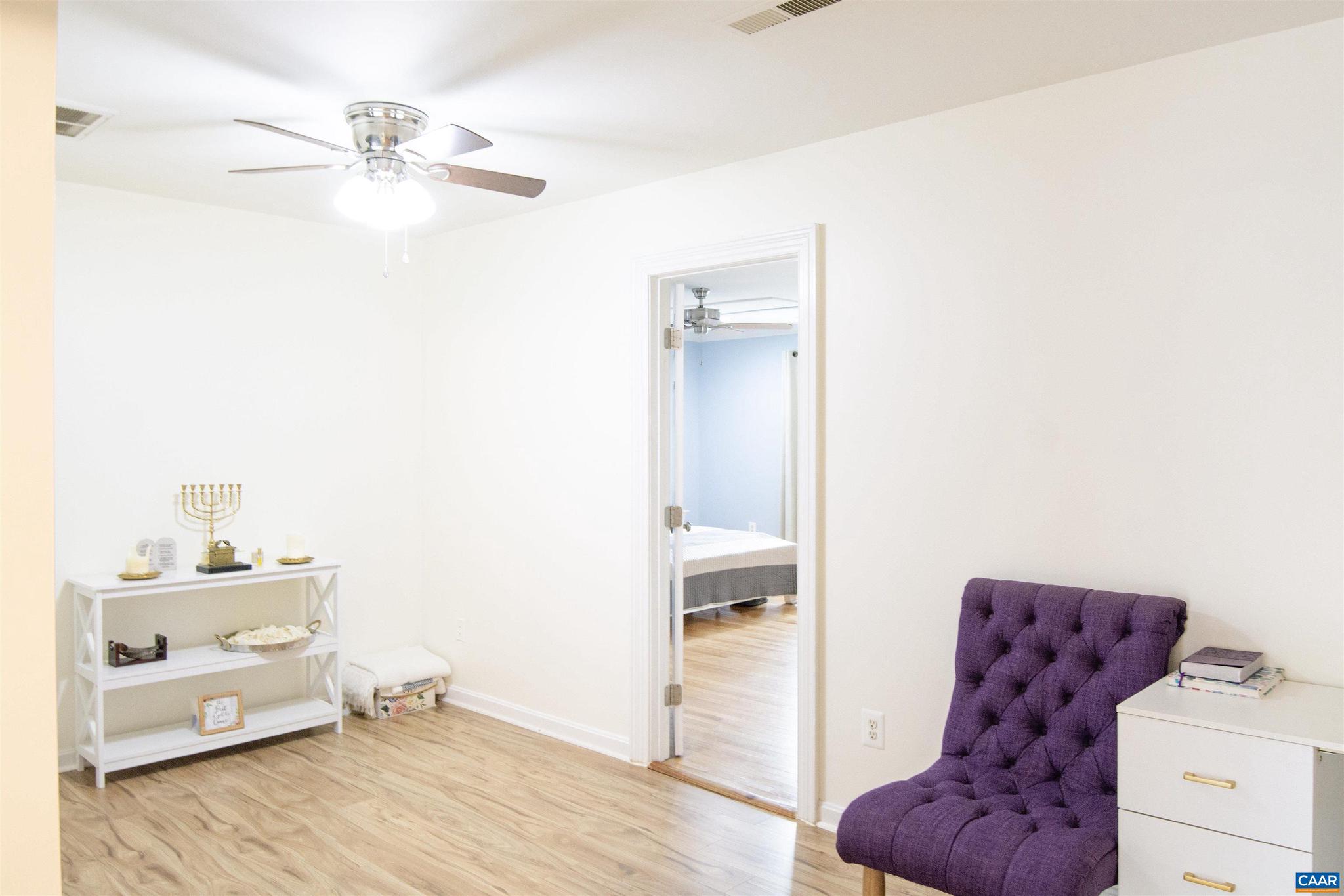 FOX CHASE - Residential