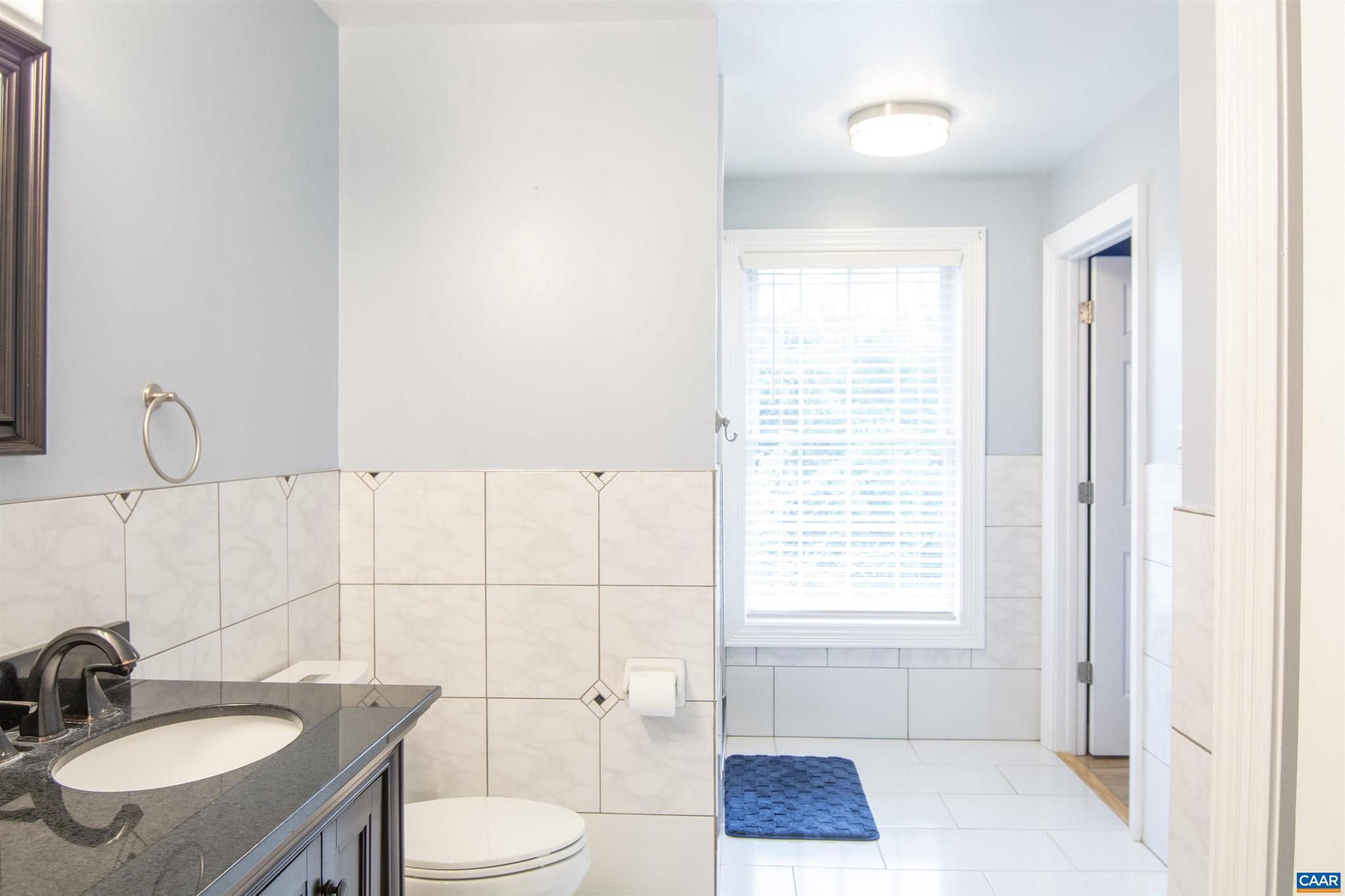 FOX CHASE - Residential