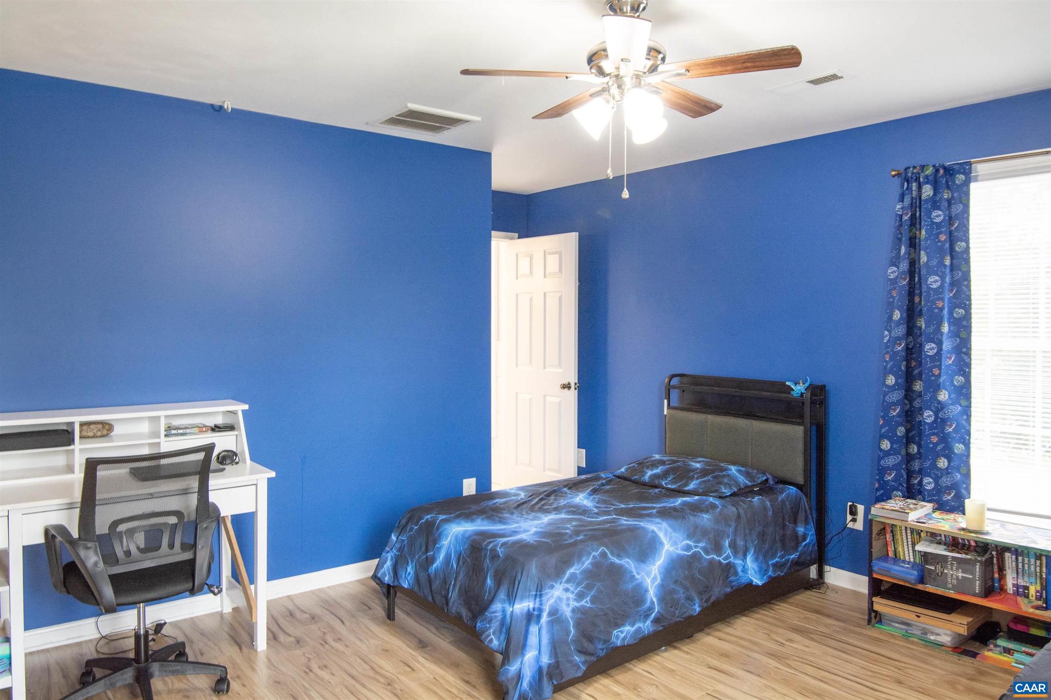 FOX CHASE - Residential