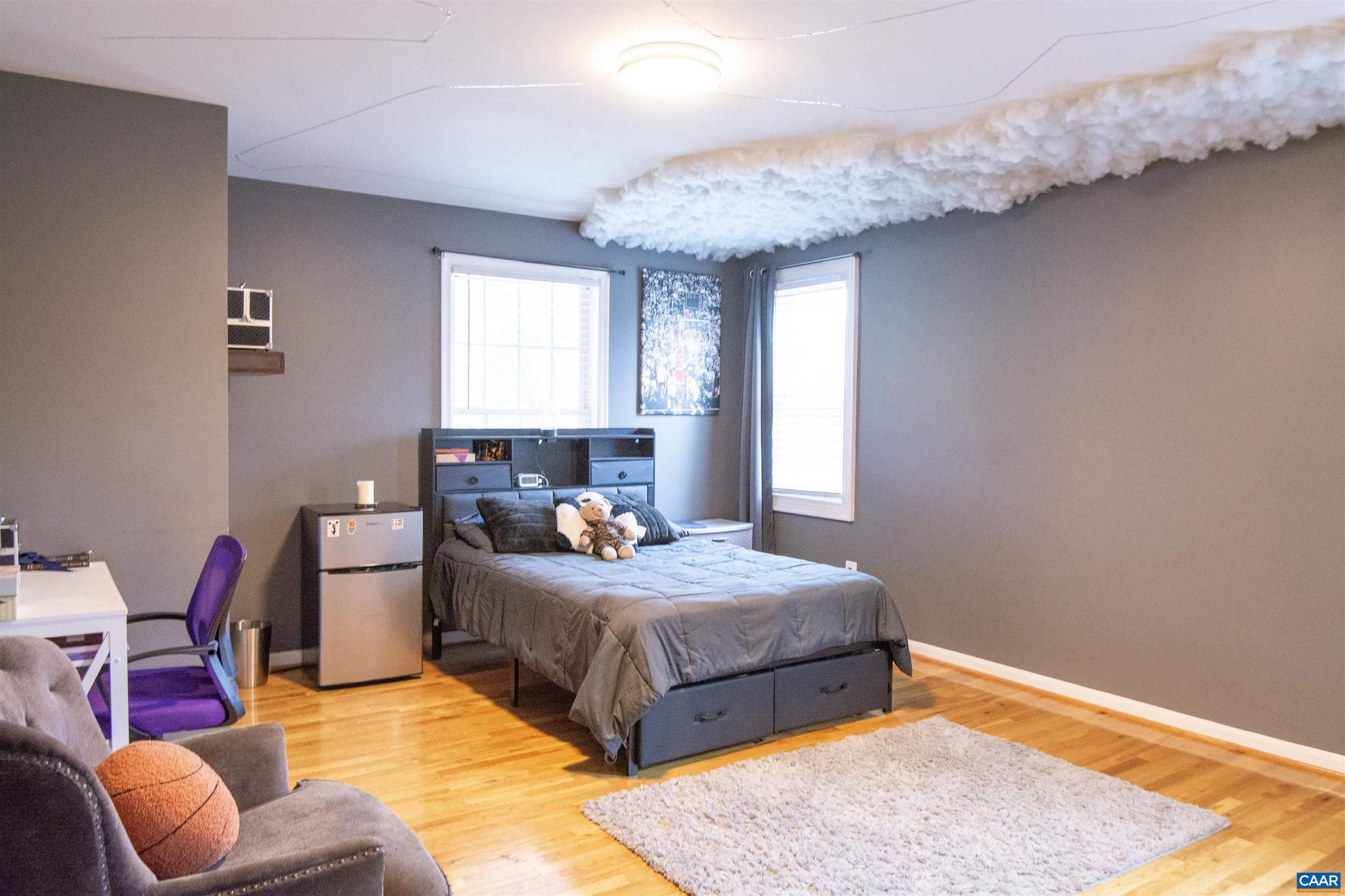 FOX CHASE - Residential