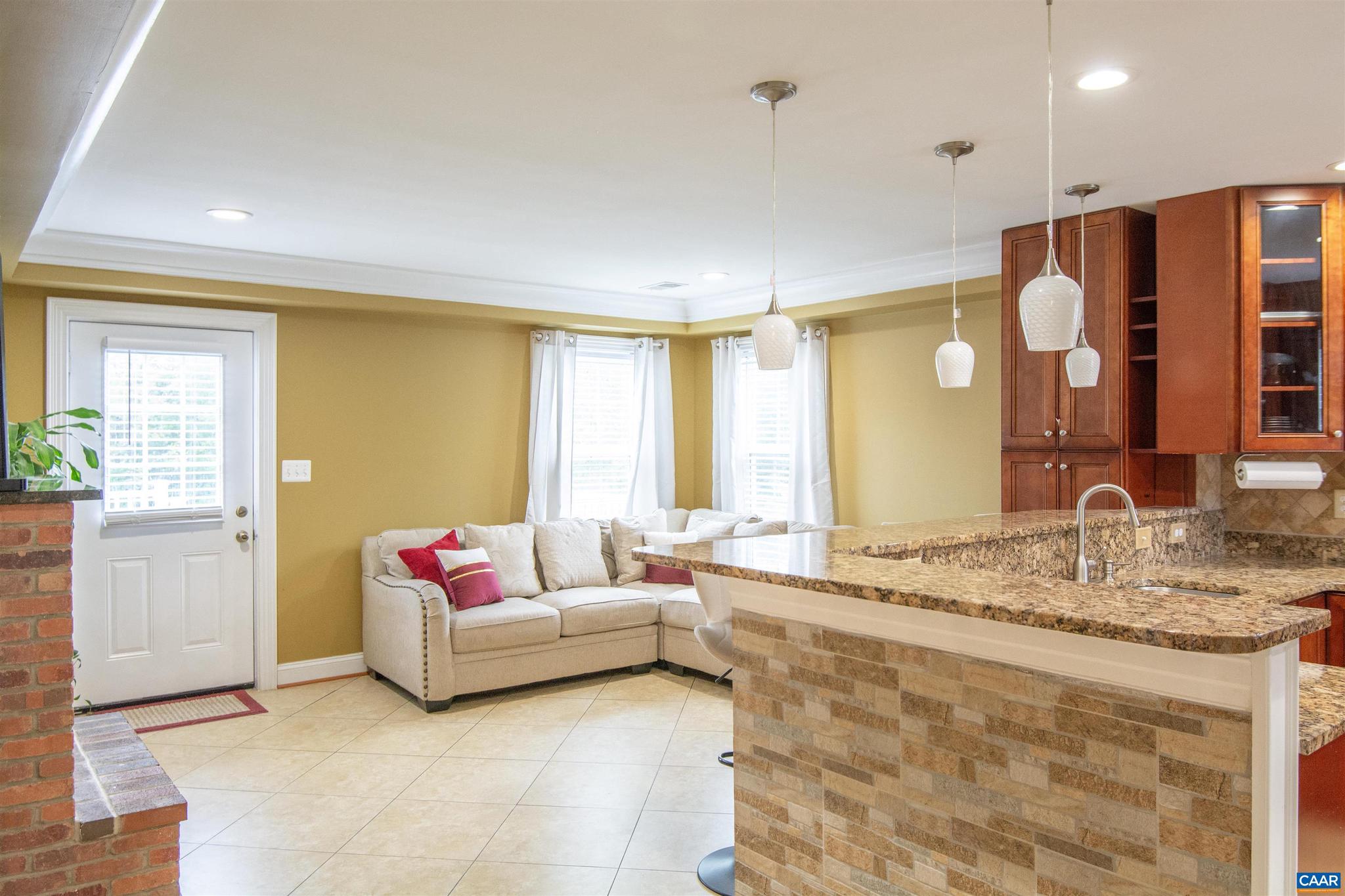 FOX CHASE - Residential