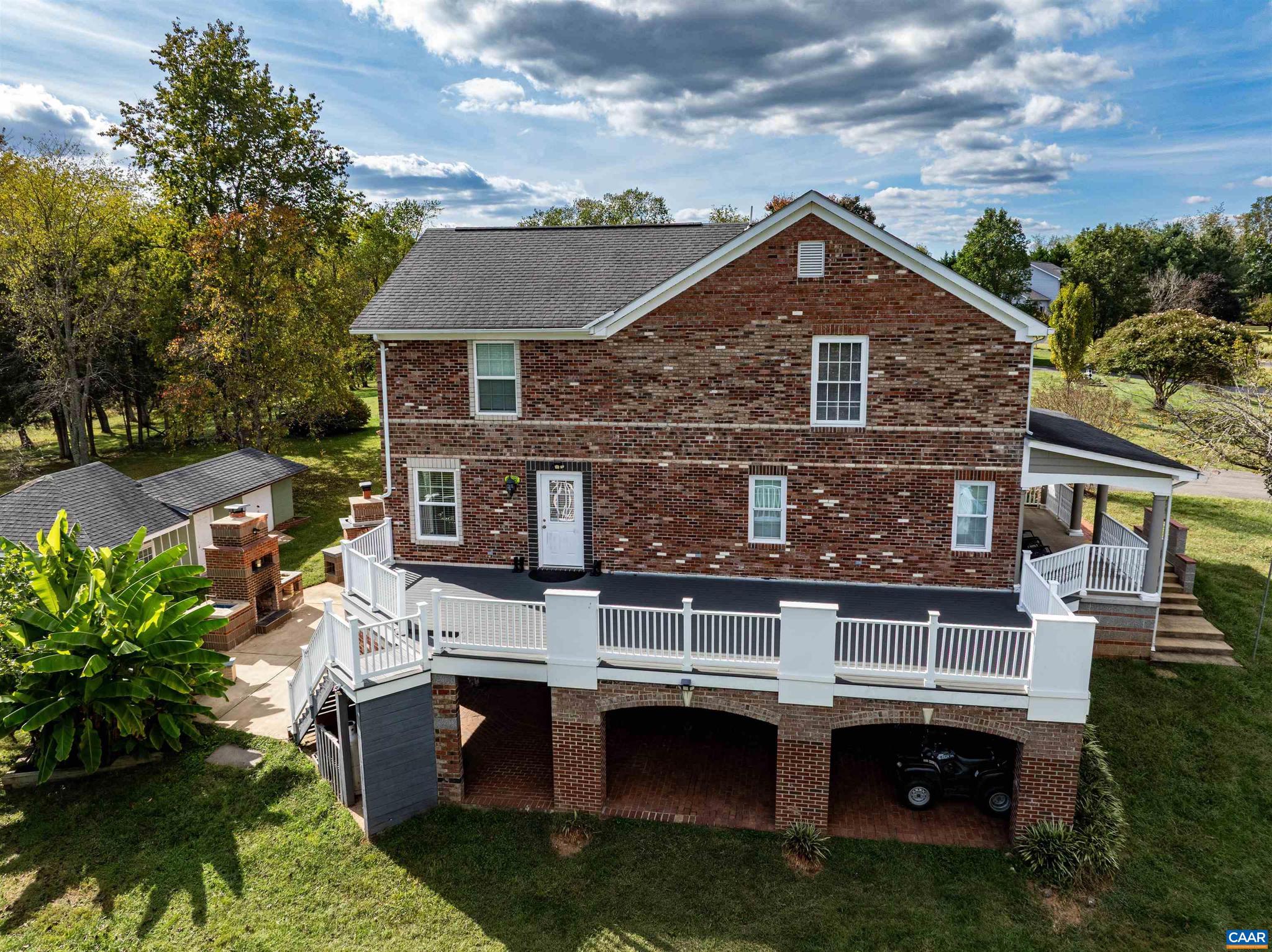 15760 FOX CHASE LN