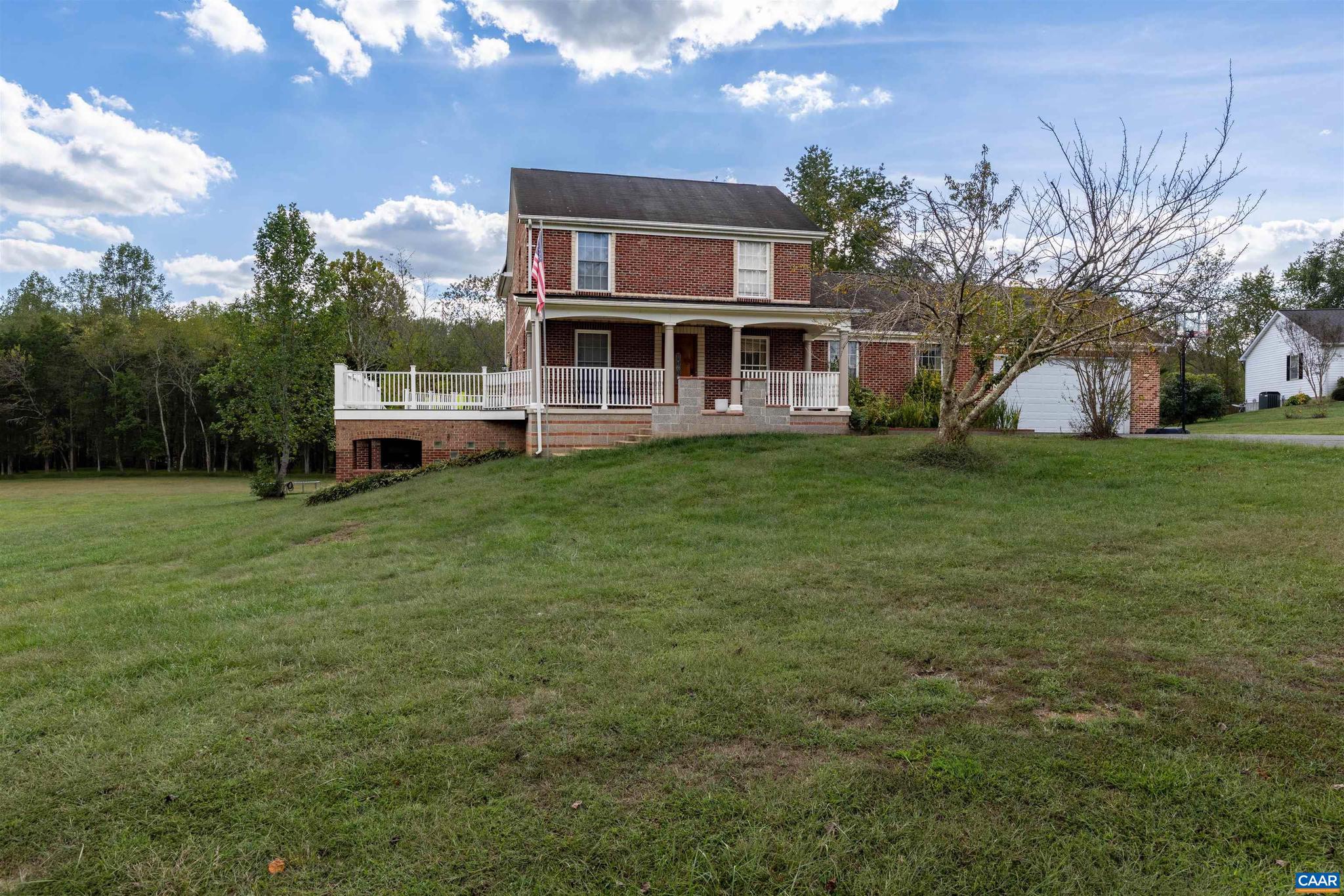 15760 FOX CHASE LN