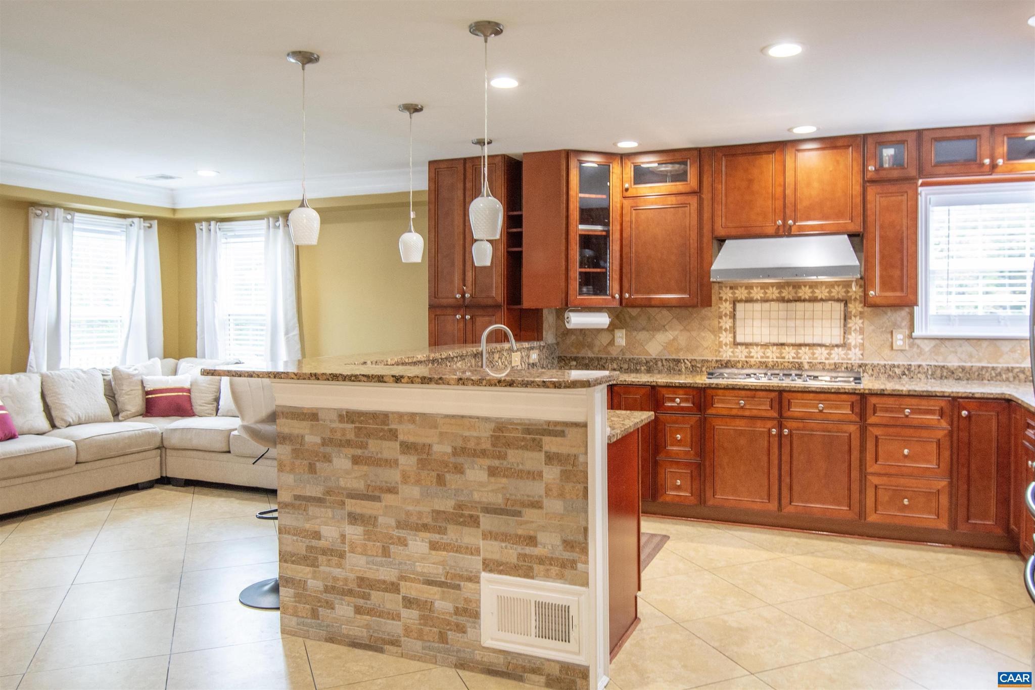 FOX CHASE - Residential