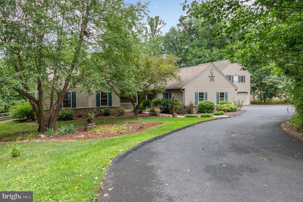 Photo of 2706 CAMP RD, MANHEIM, PA 17545 (MLS # PALA2038880)