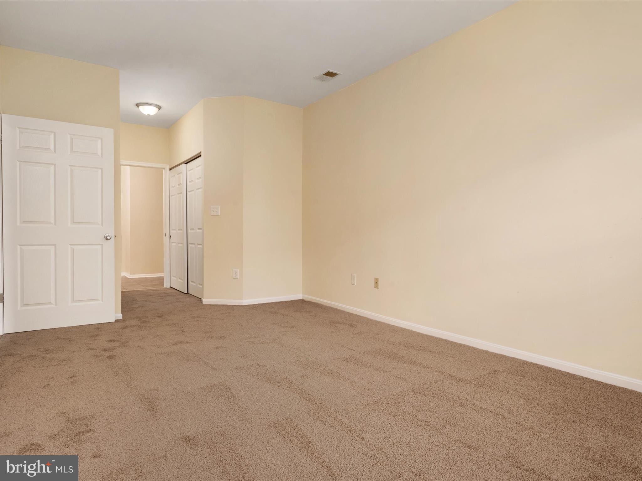 CEDAR GROVE AT CROFTON - Residential