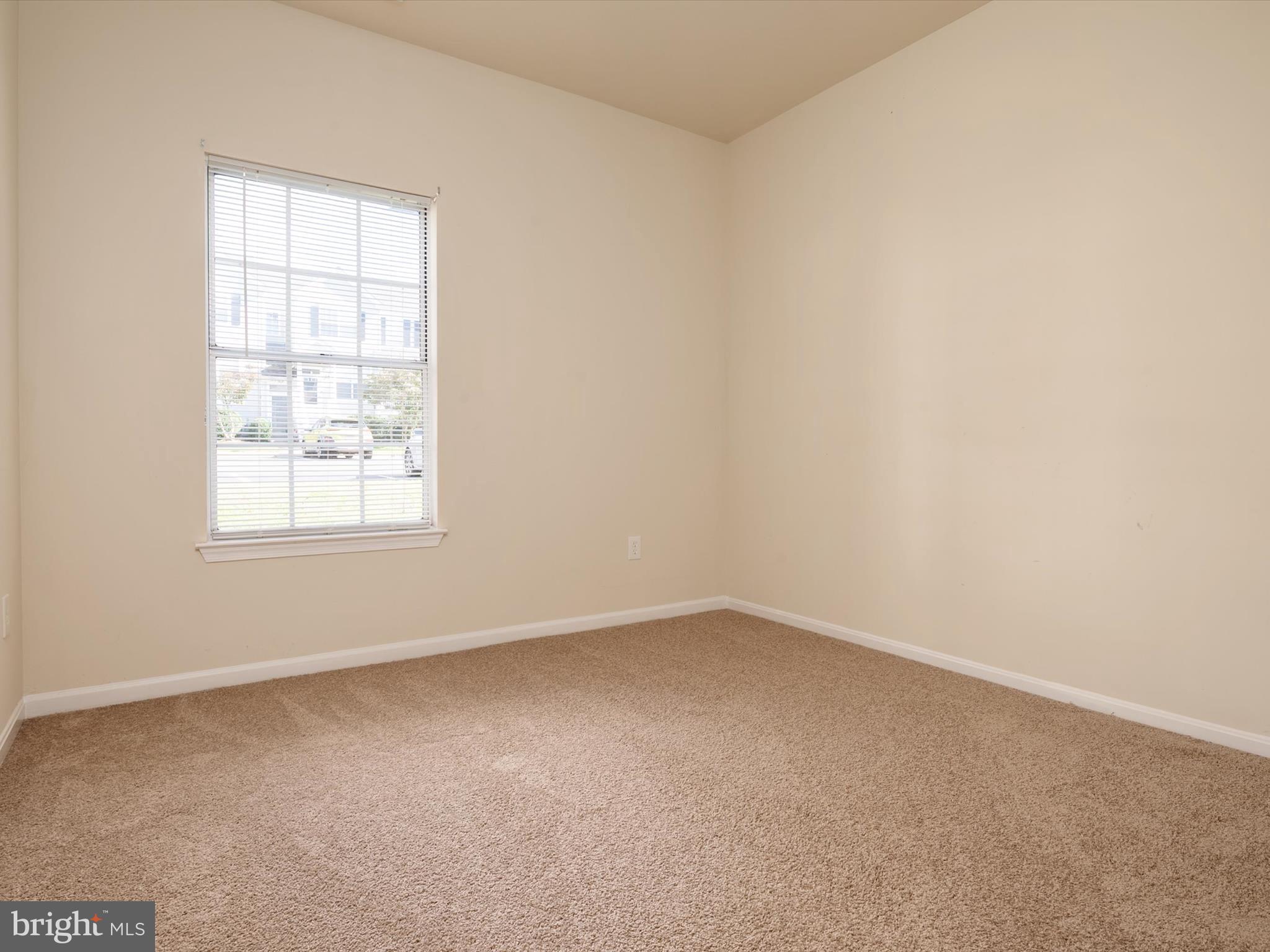 CEDAR GROVE AT CROFTON - Residential