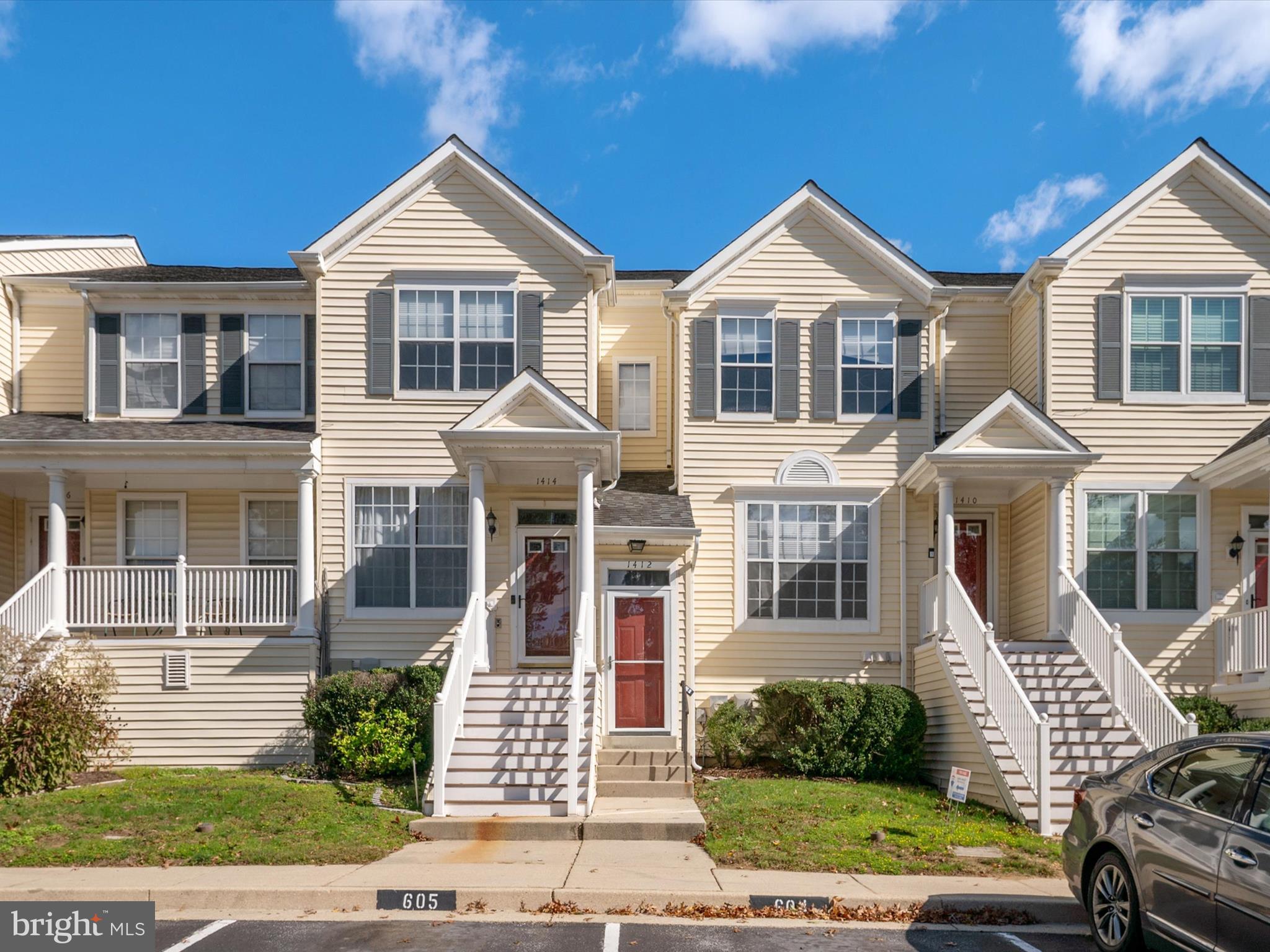 CEDAR GROVE AT CROFTON - Residential