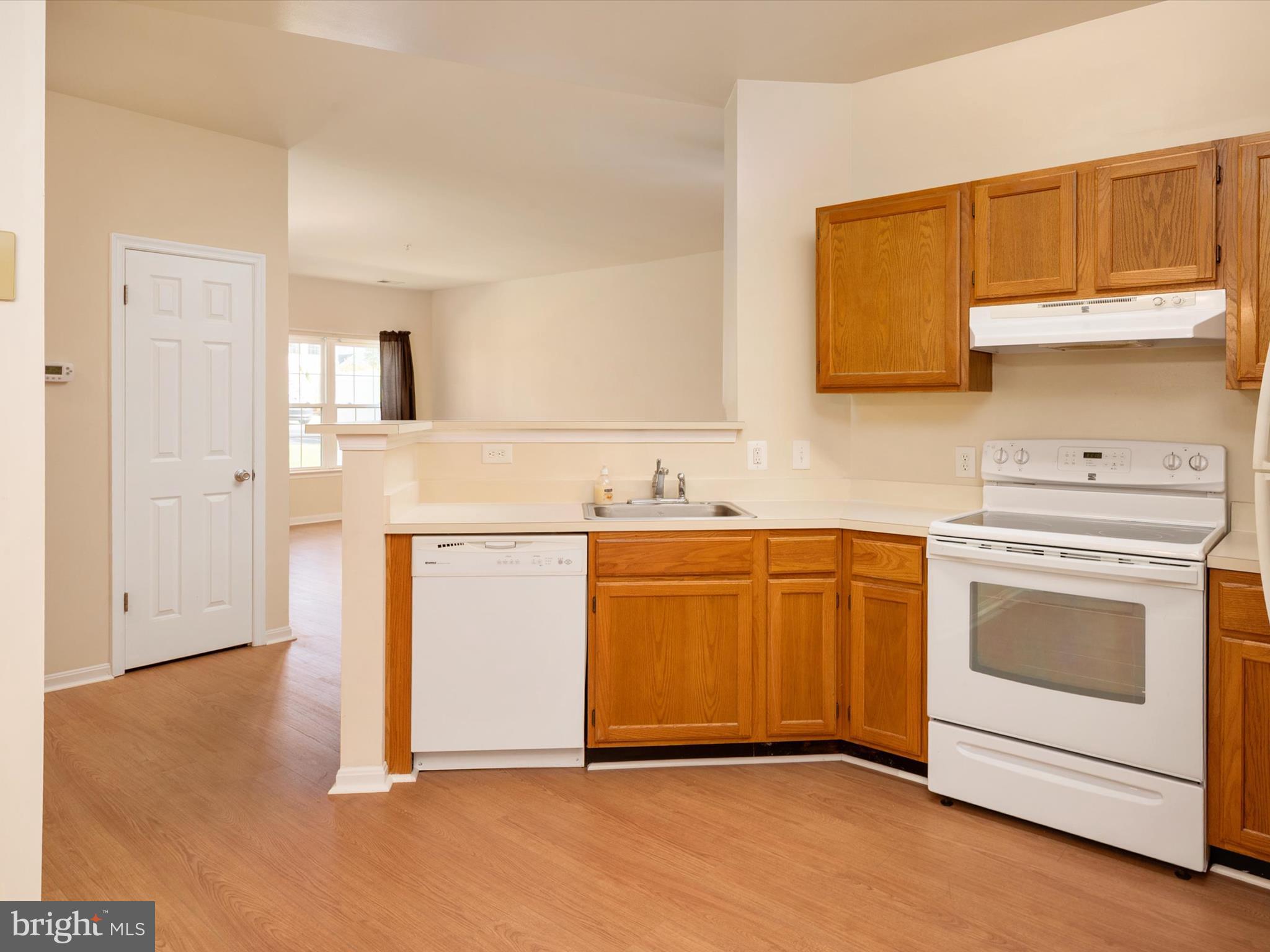 CEDAR GROVE AT CROFTON - Residential