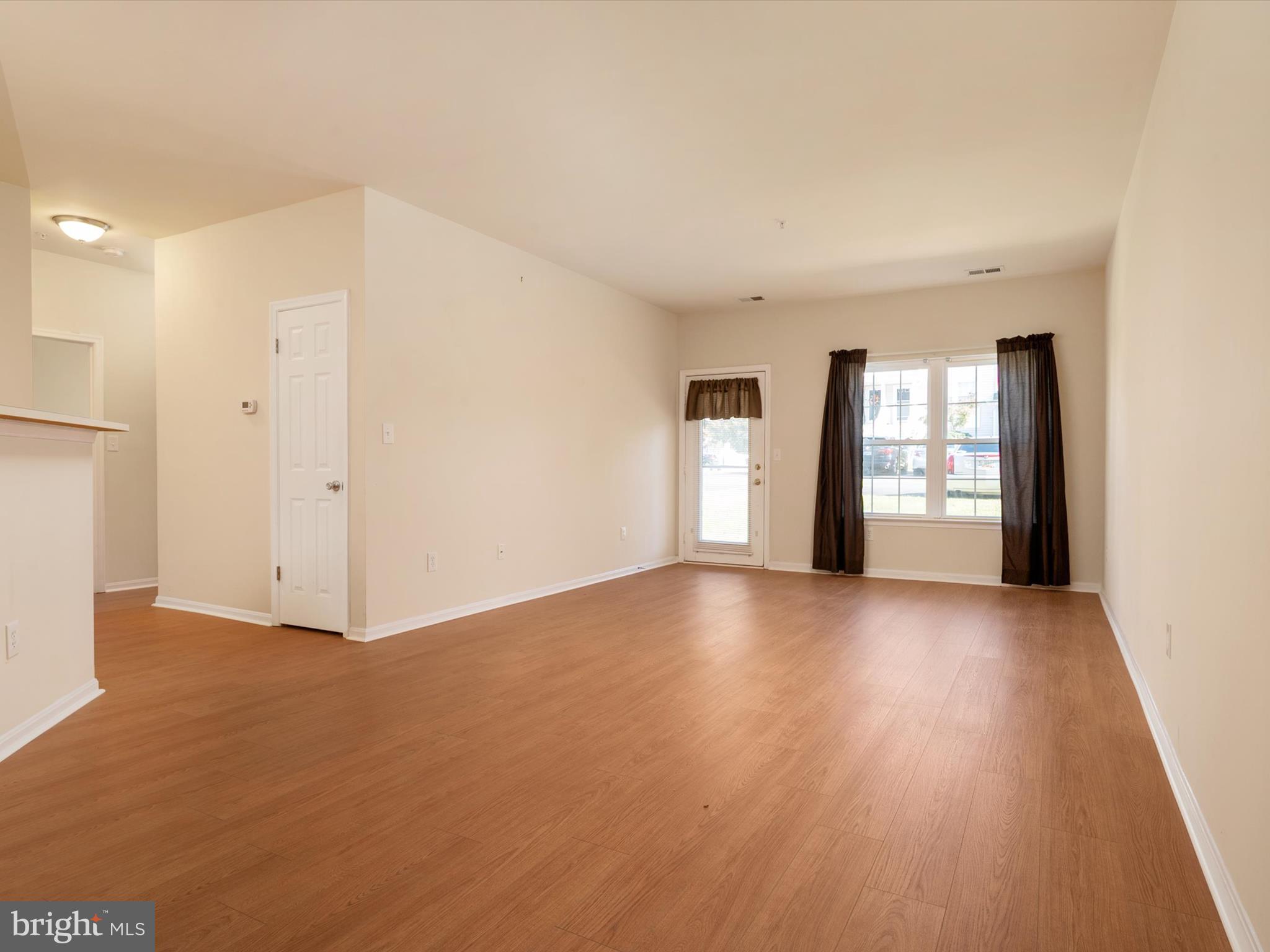 CEDAR GROVE AT CROFTON - Residential