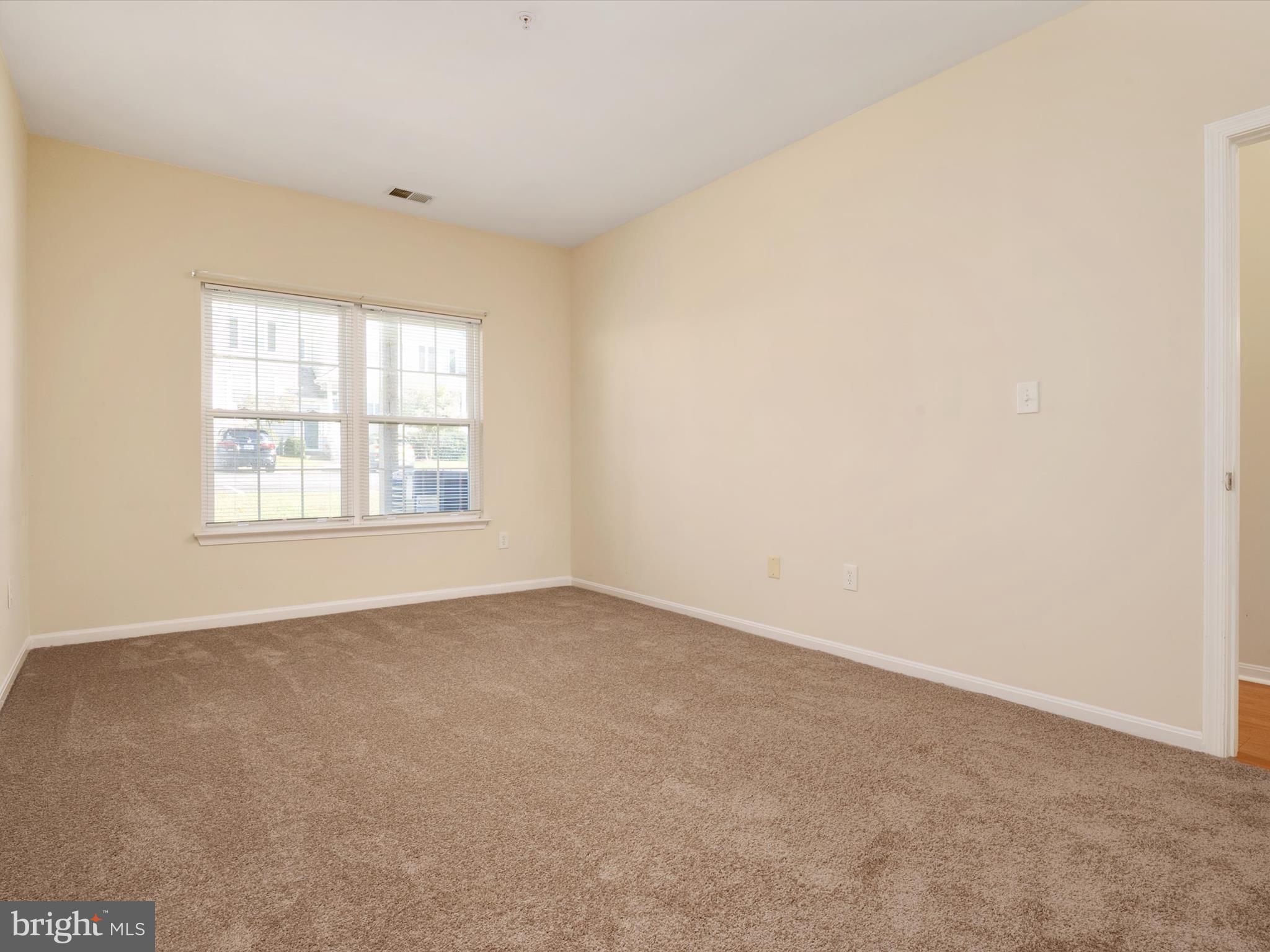 CEDAR GROVE AT CROFTON - Residential