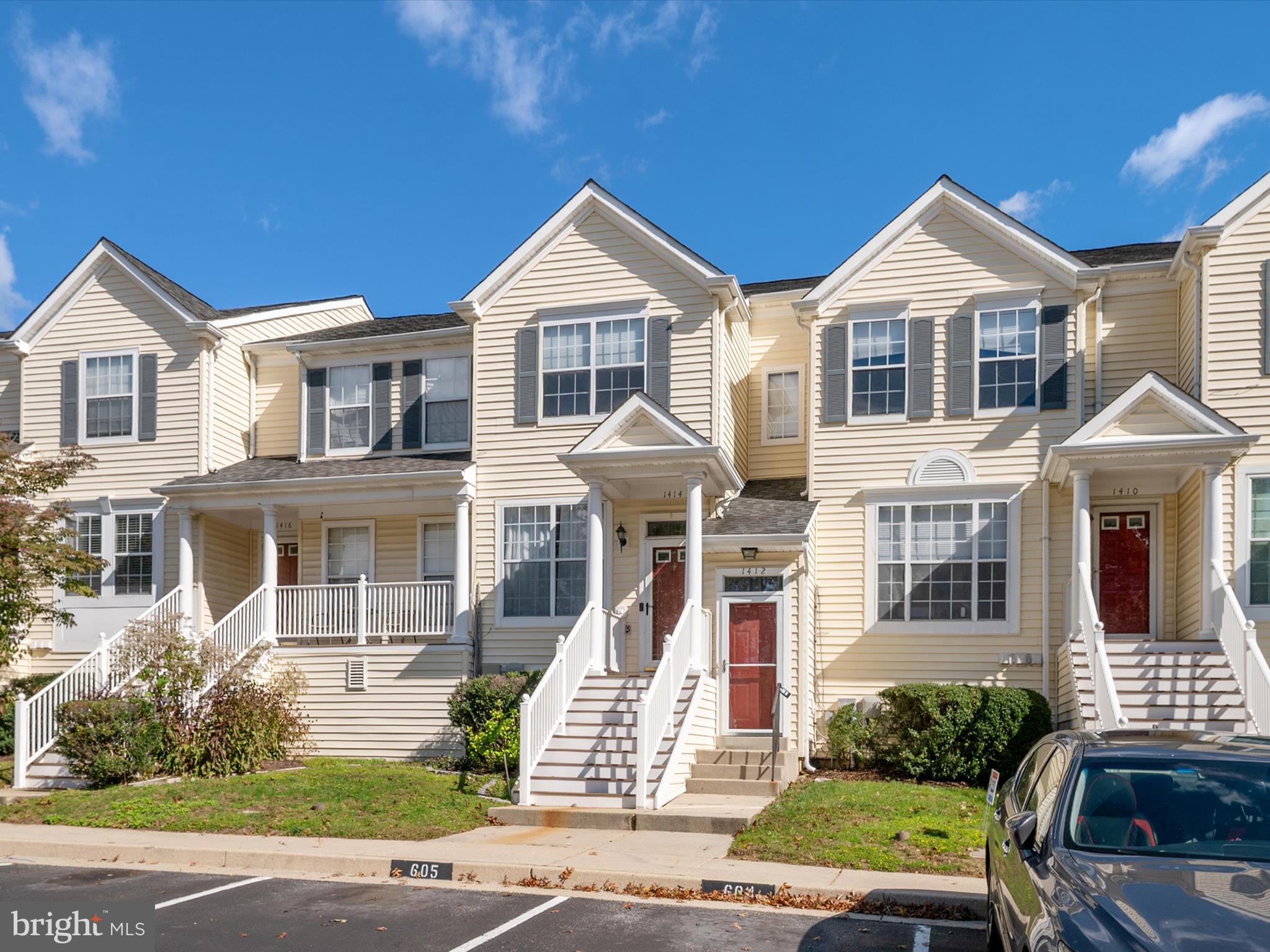 CEDAR GROVE AT CROFTON - Residential