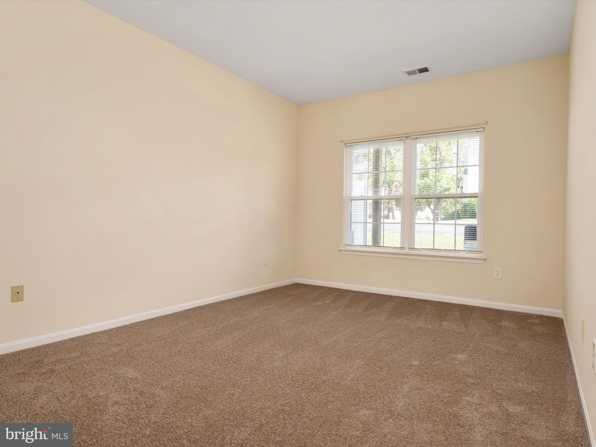 CEDAR GROVE AT CROFTON - Residential