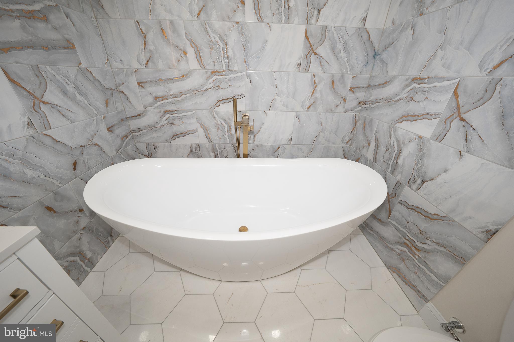 EDDINGTON PARK - Residential