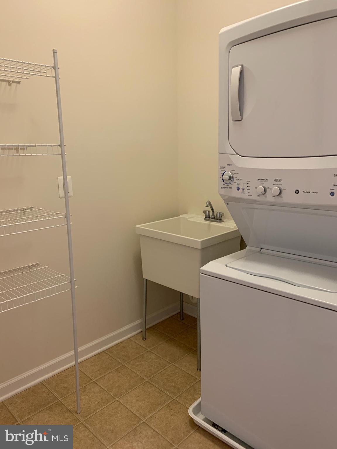 MORLEY CORNER - Residential Lease