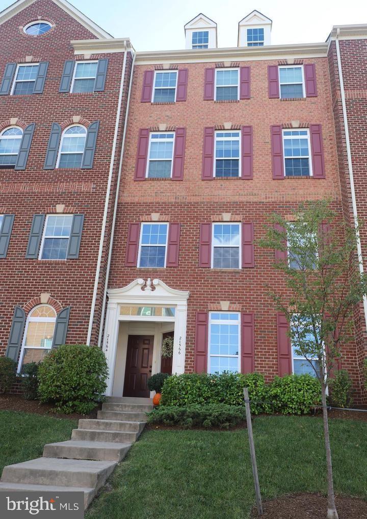 MORLEY CORNER - Residential Lease