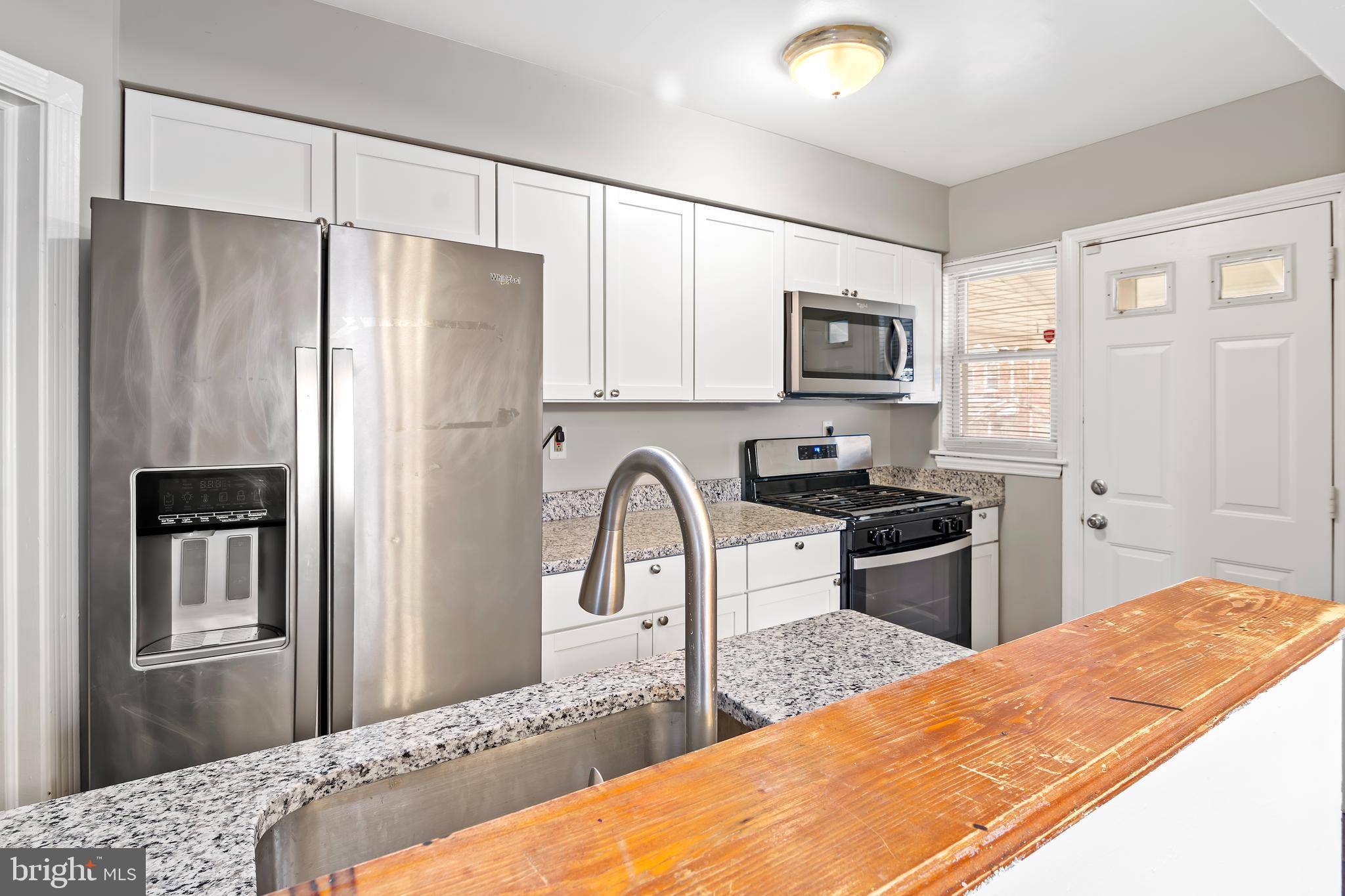 PARKVILLE - Residential Lease