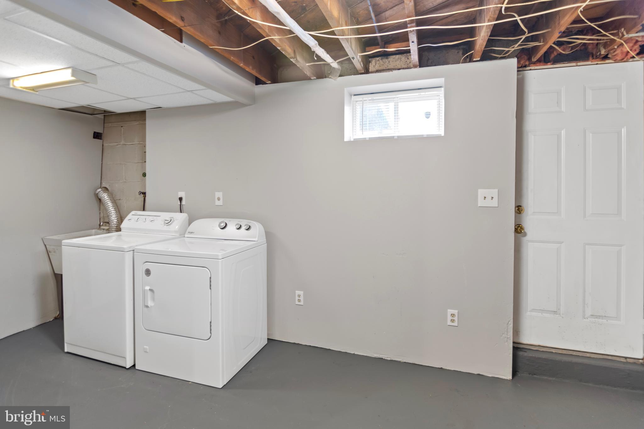 PARKVILLE - Residential Lease