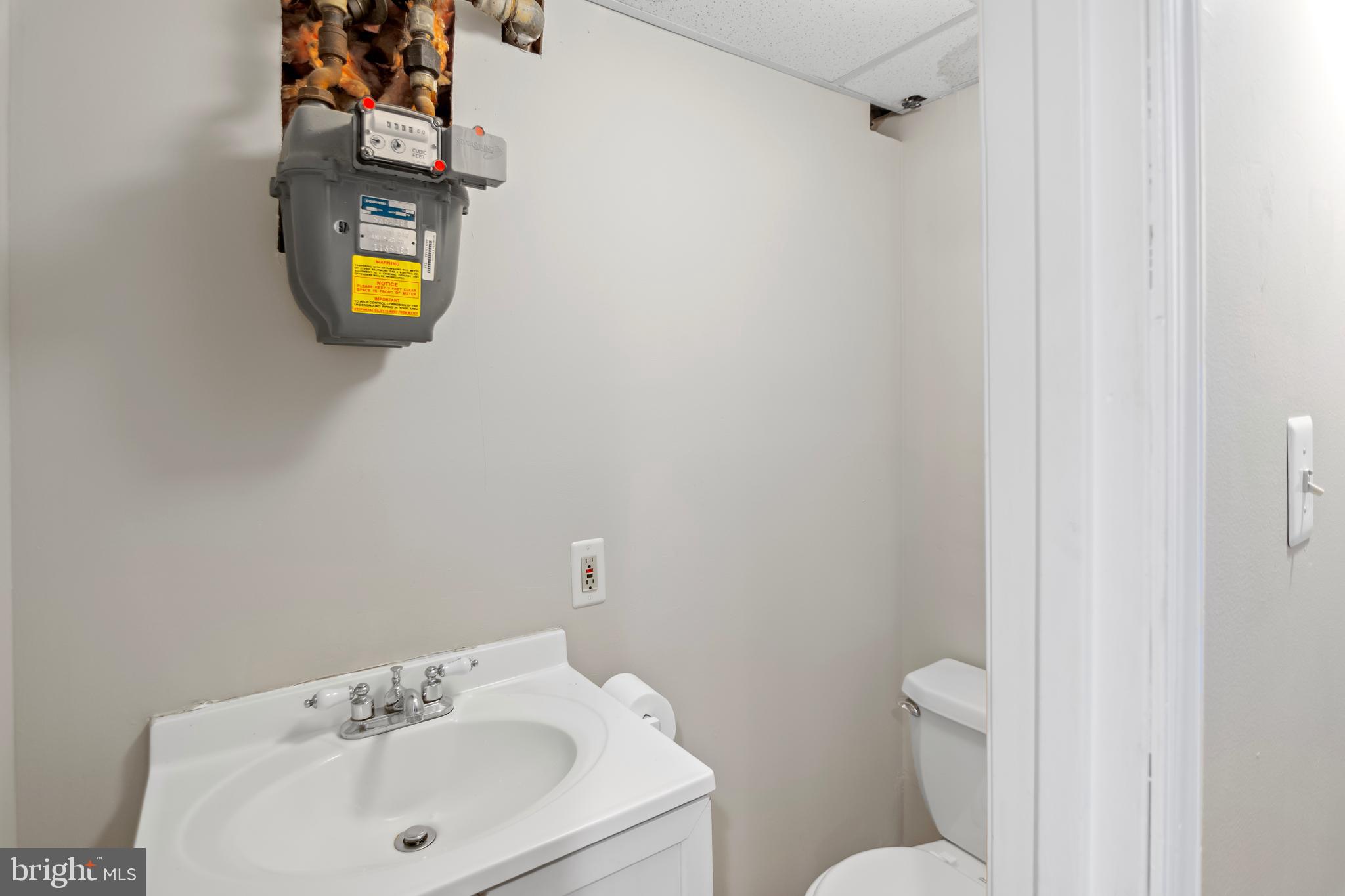 PARKVILLE - Residential Lease